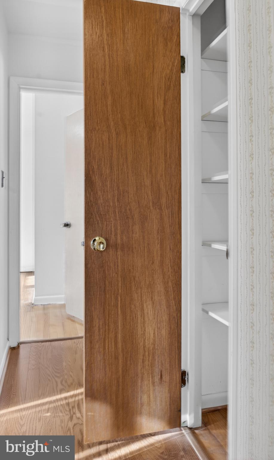 TANTALLON SQUARE - Residential