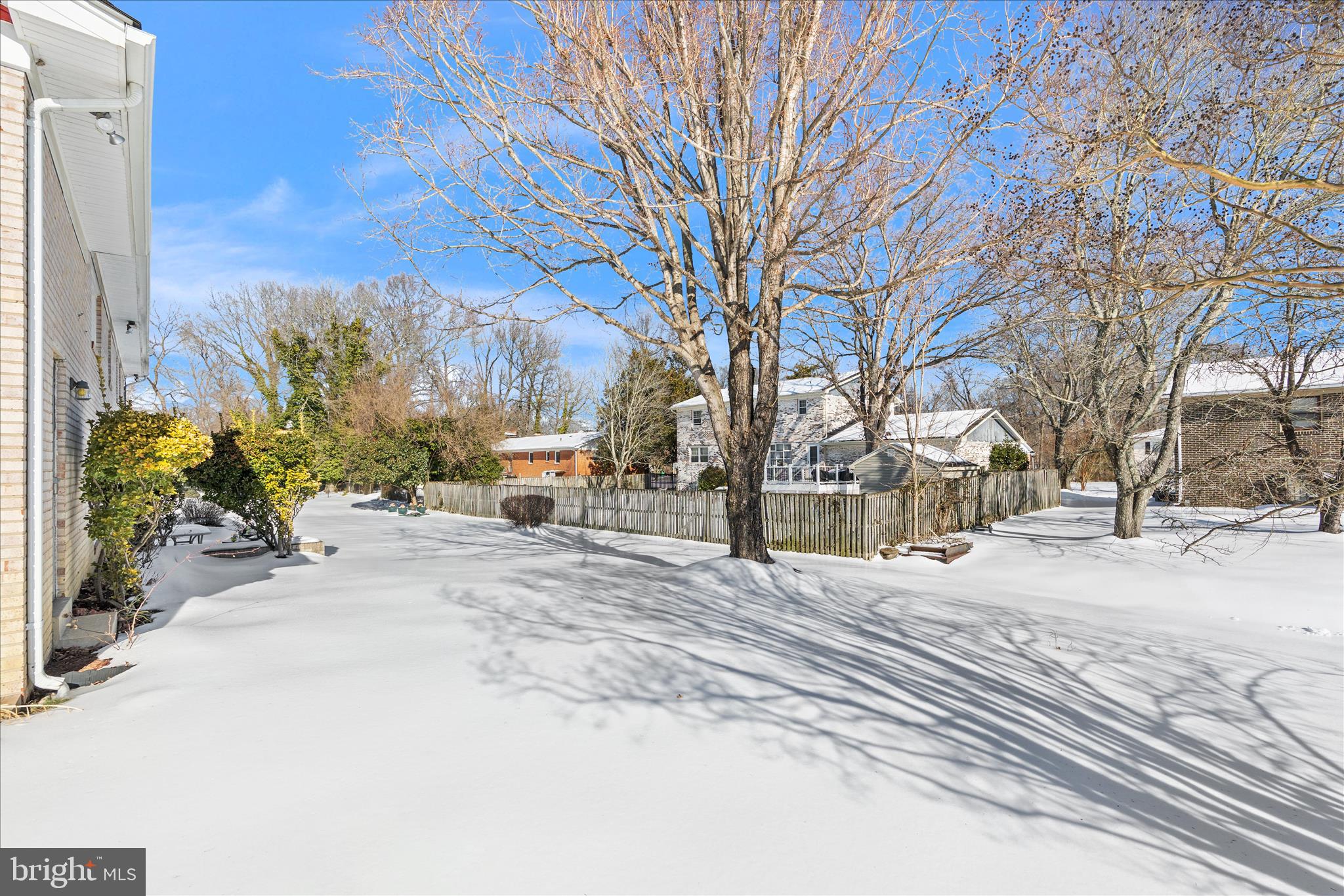 TANTALLON SQUARE - Residential