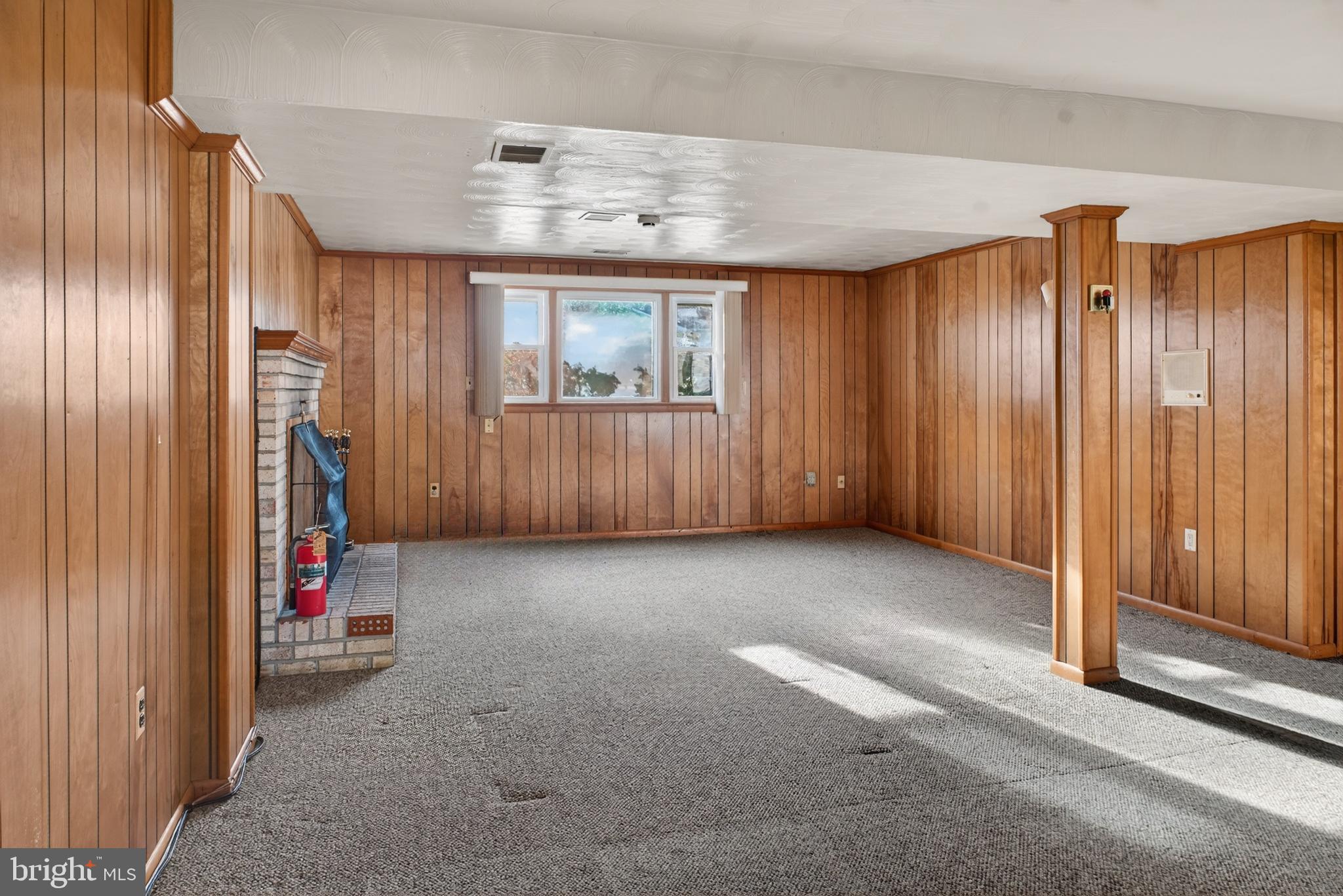 TANTALLON SQUARE - Residential