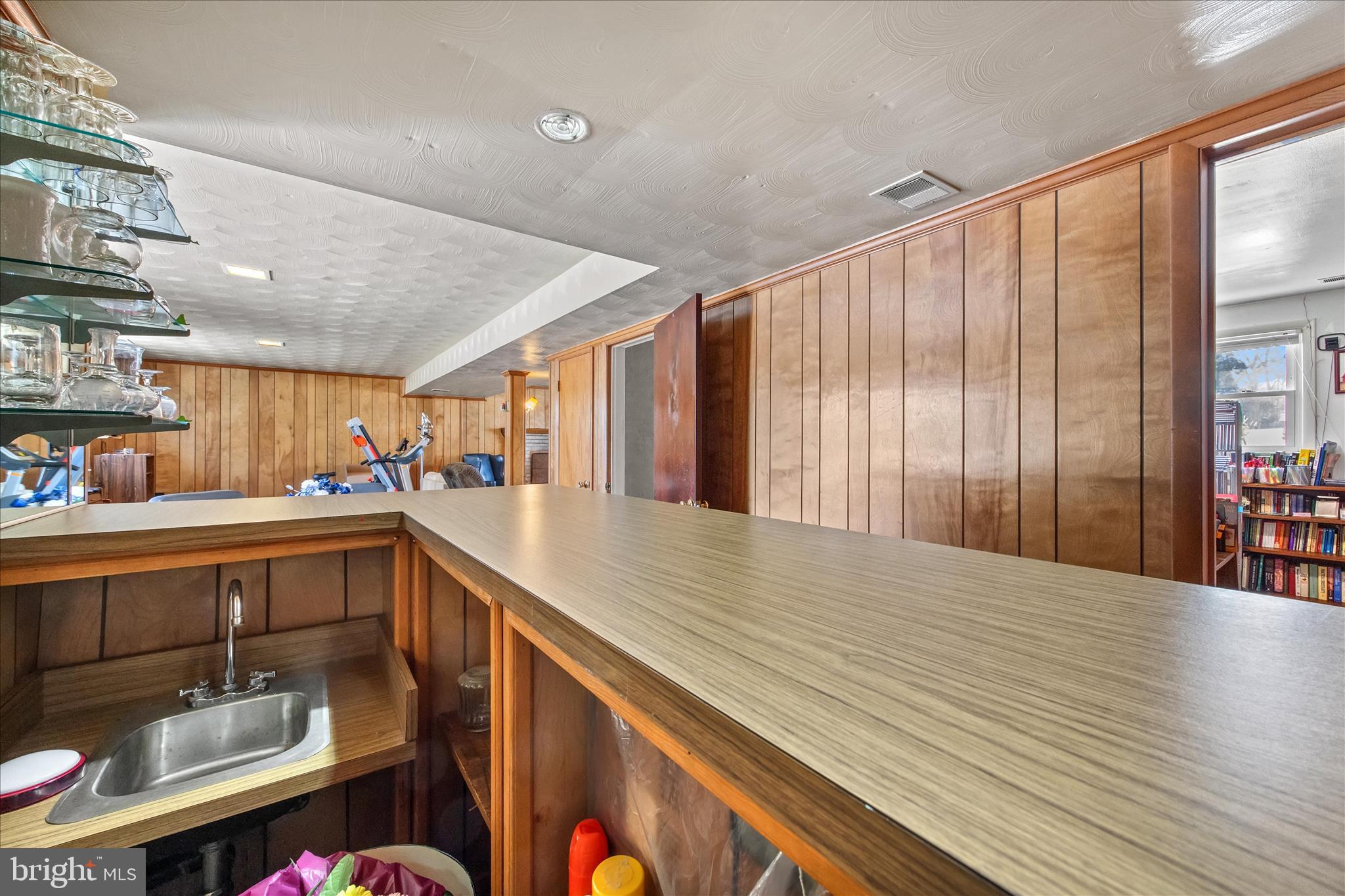 TANTALLON SQUARE - Residential