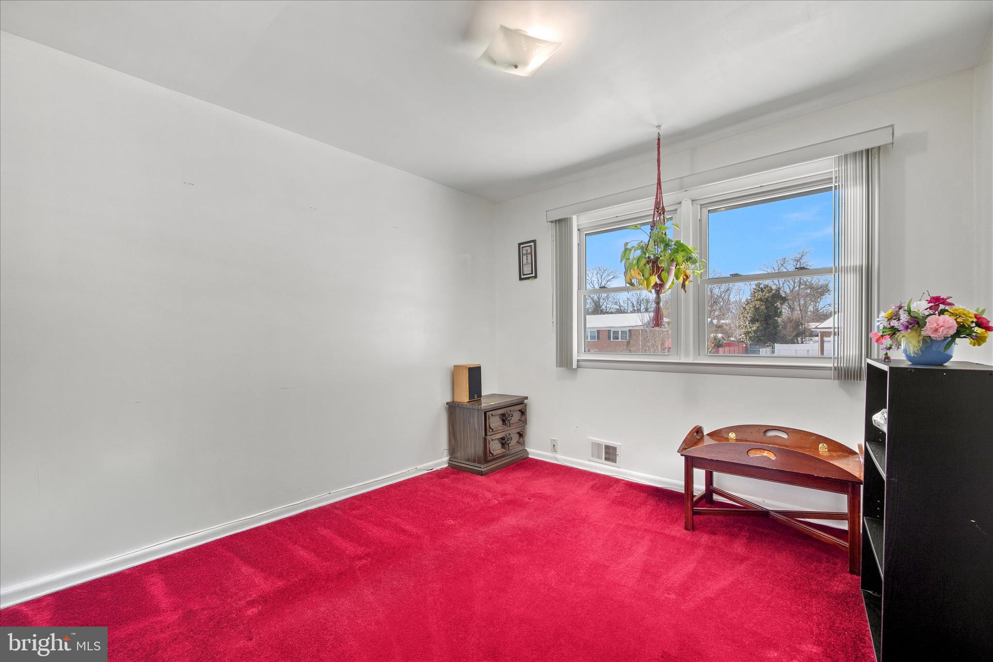 TANTALLON SQUARE - Residential