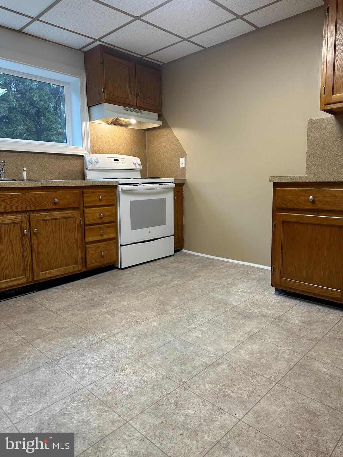 2472 WAYNESBORO PIKE