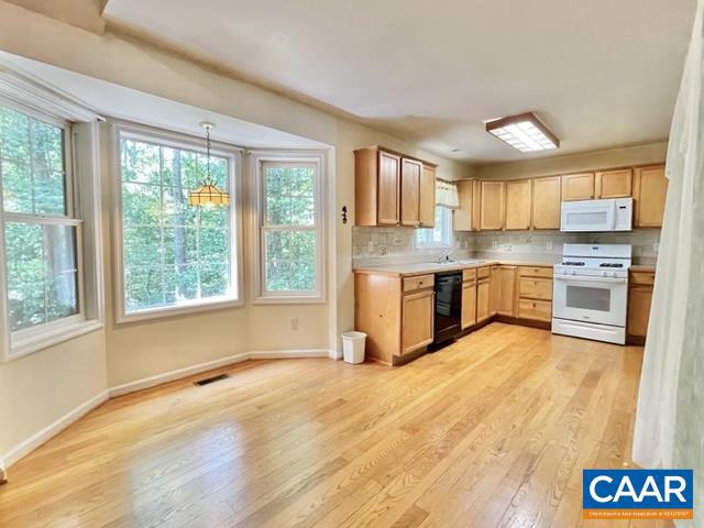 LAKE MONTICELLO - Residential