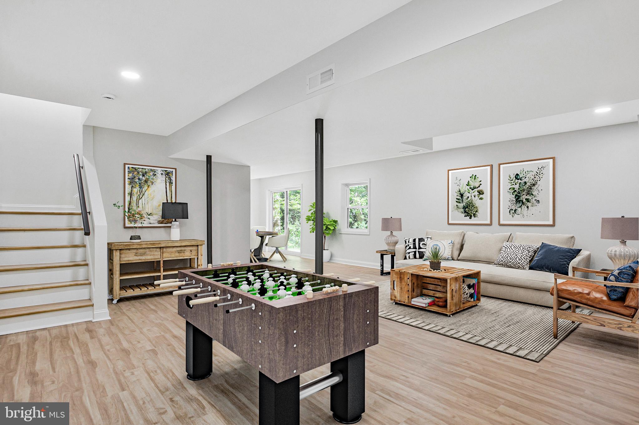 NORTH RIVER FOREST - Residential