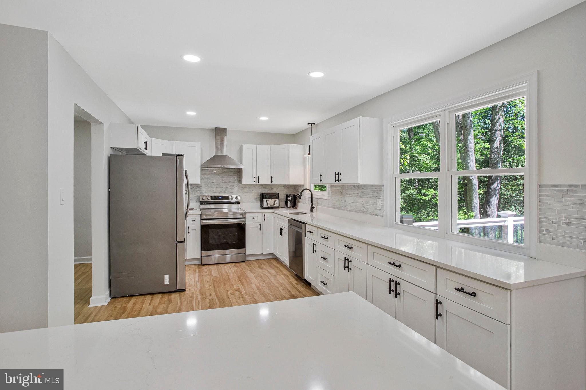 NORTH RIVER FOREST - Residential