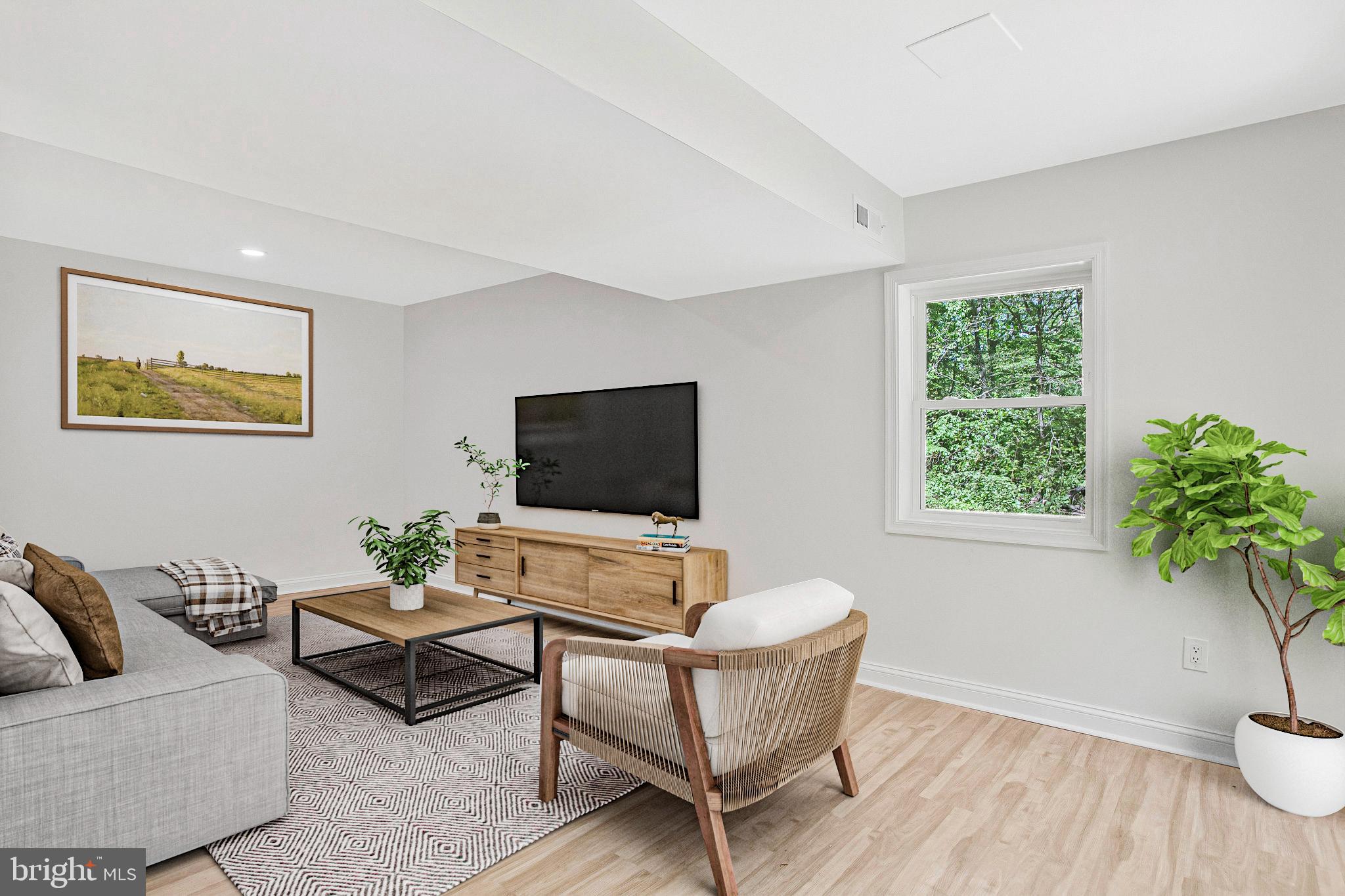 NORTH RIVER FOREST - Residential