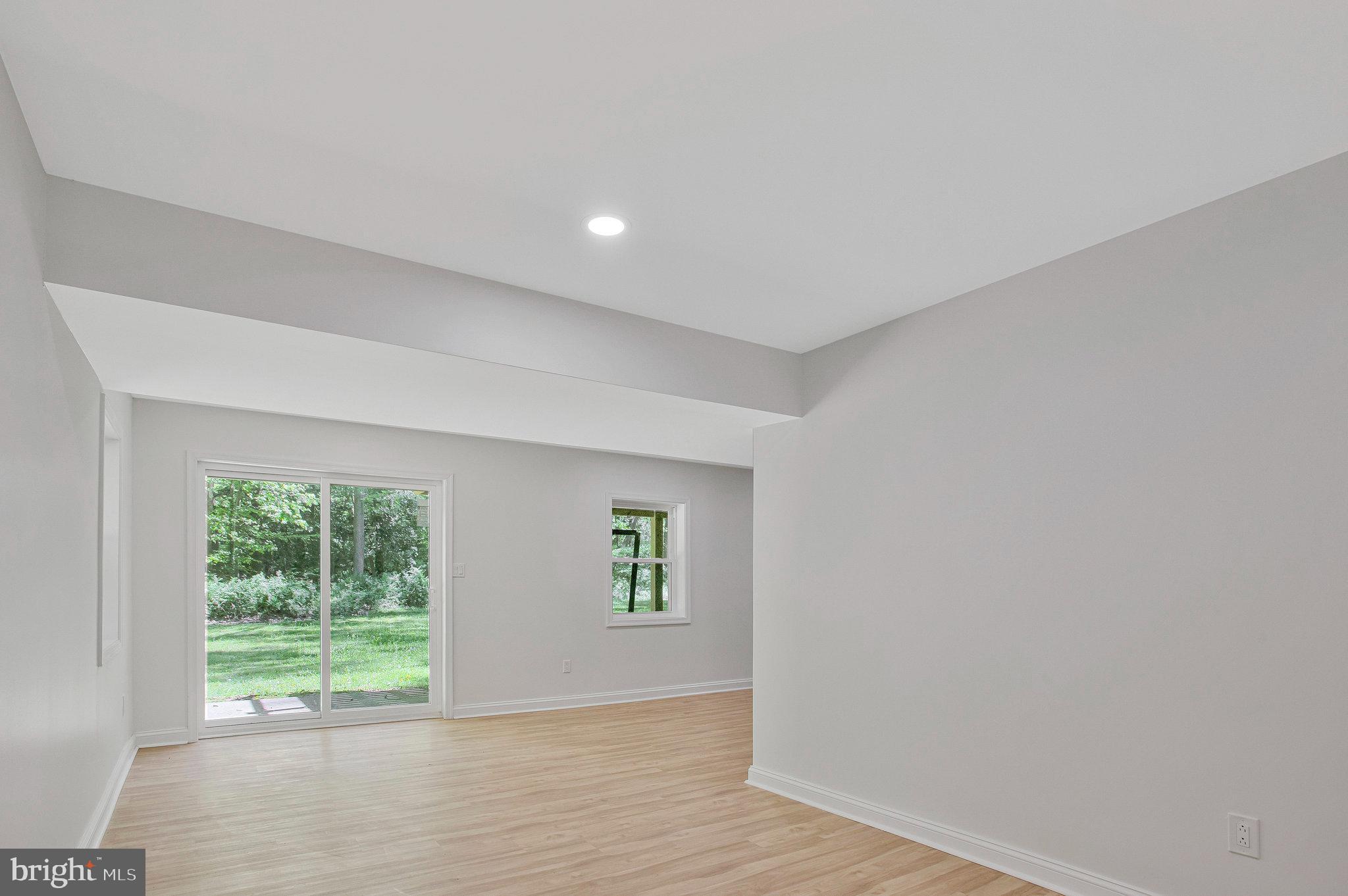 NORTH RIVER FOREST - Residential