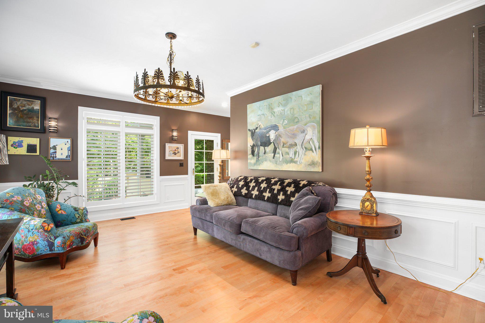 SNOW CREEK - Residential