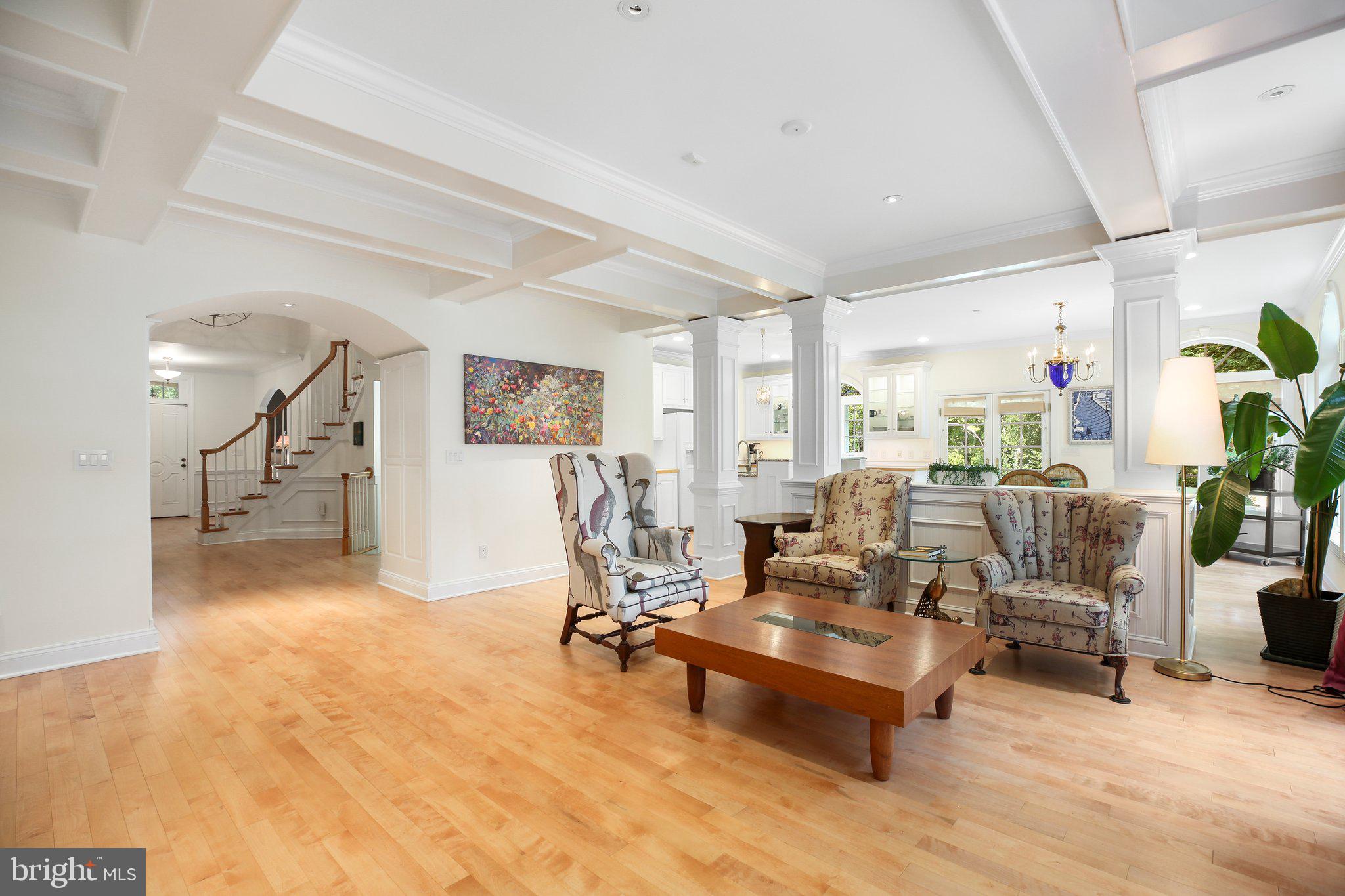 SNOW CREEK - Residential