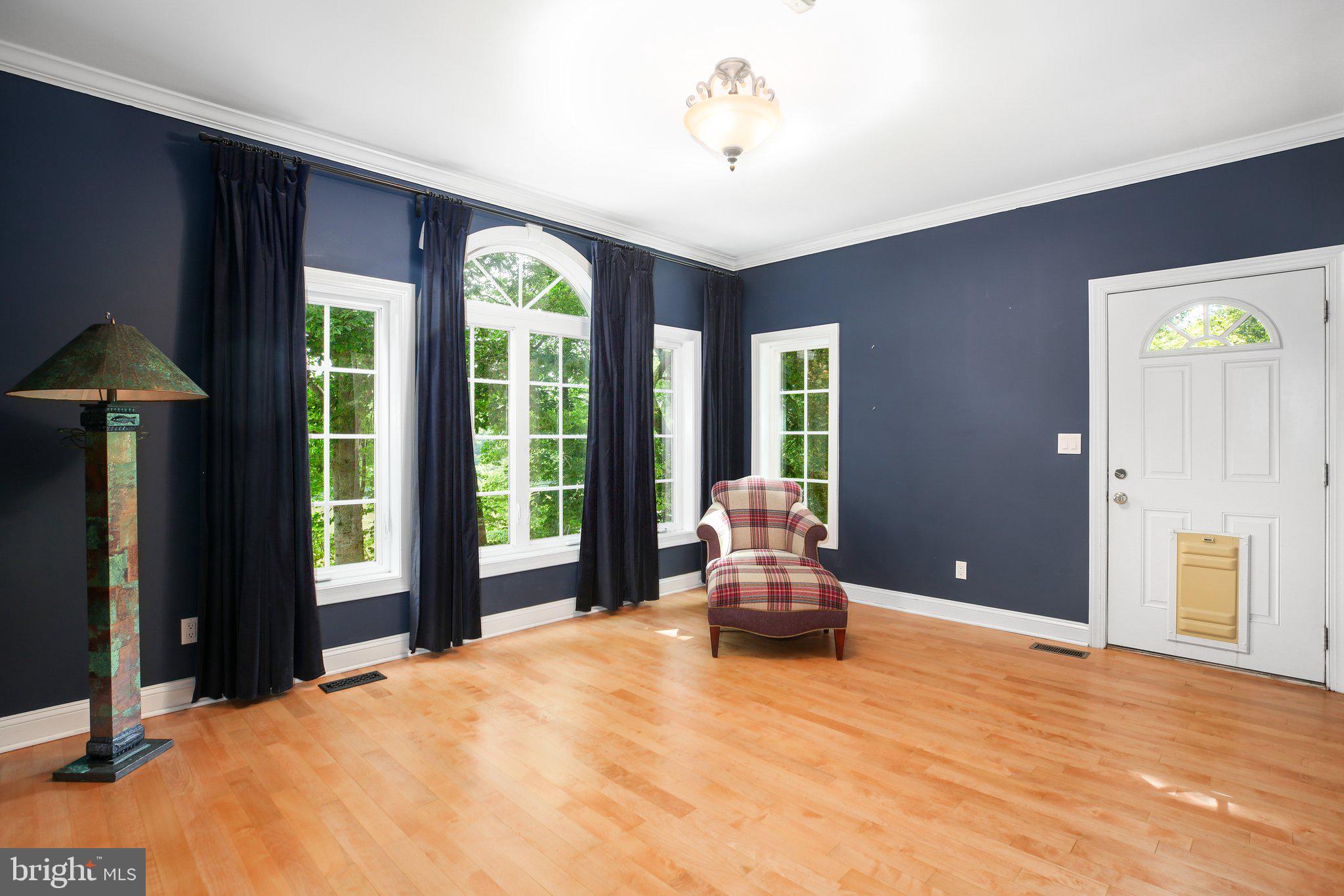 SNOW CREEK - Residential