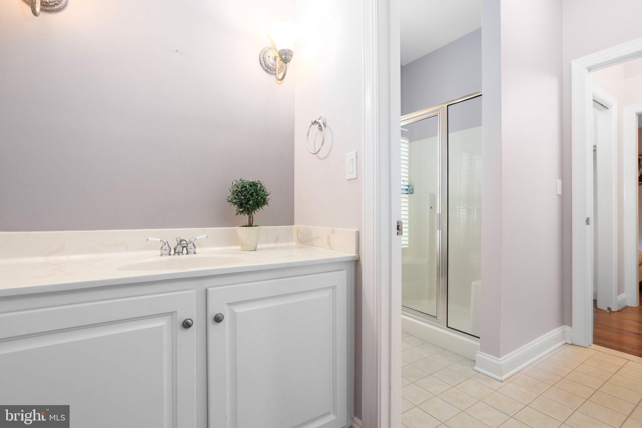 SNOW CREEK - Residential