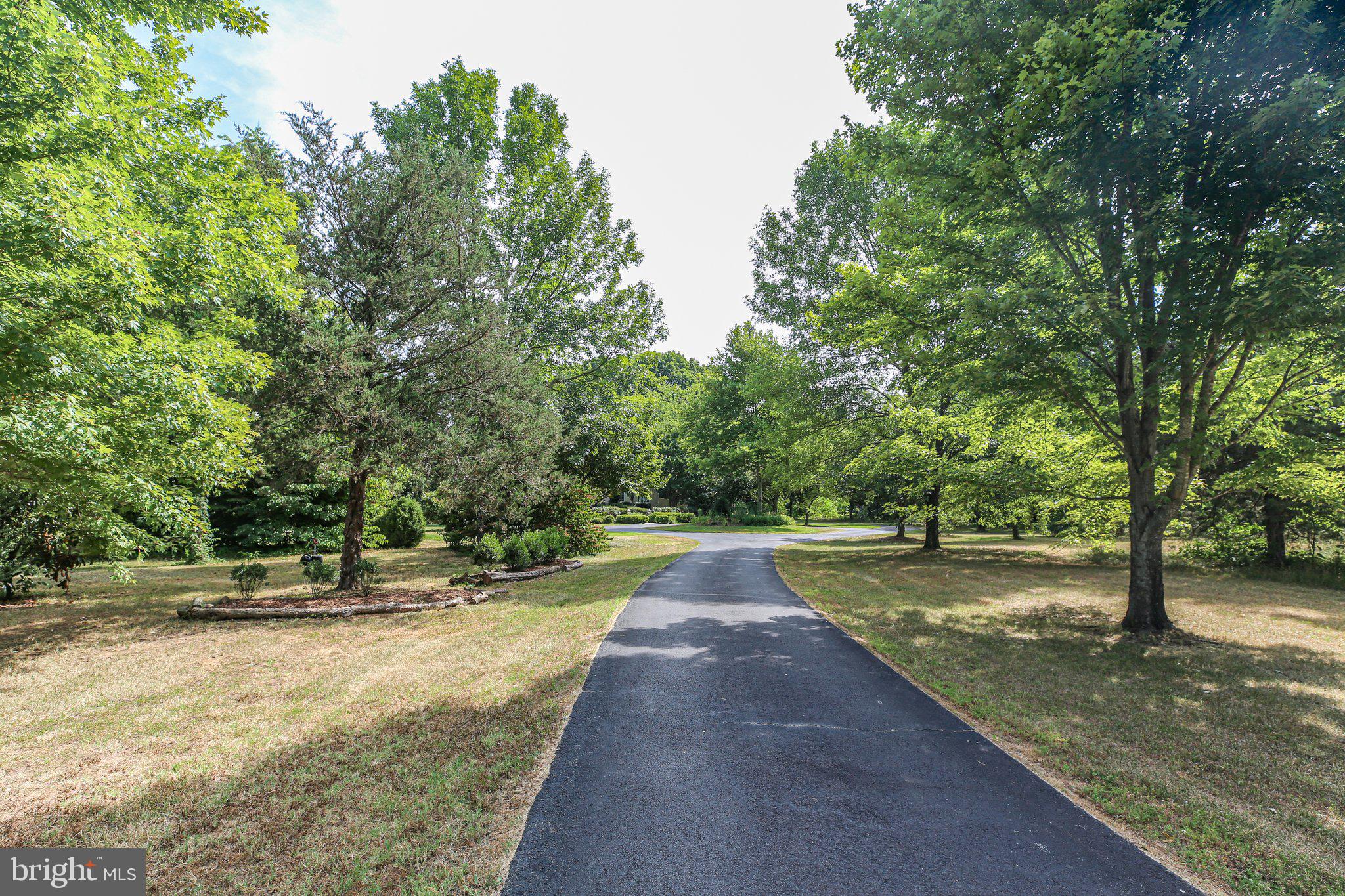 SNOW CREEK - Residential