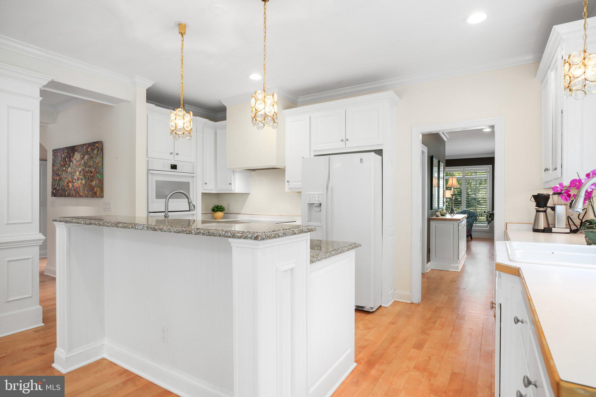 SNOW CREEK - Residential