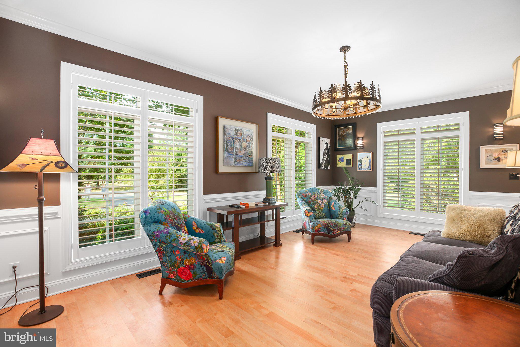 SNOW CREEK - Residential