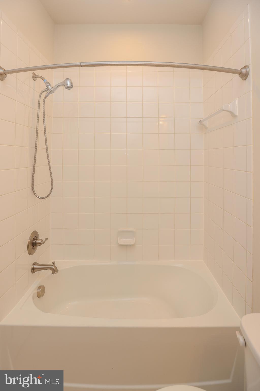 ANNE ARUNDEL - Residential Lease