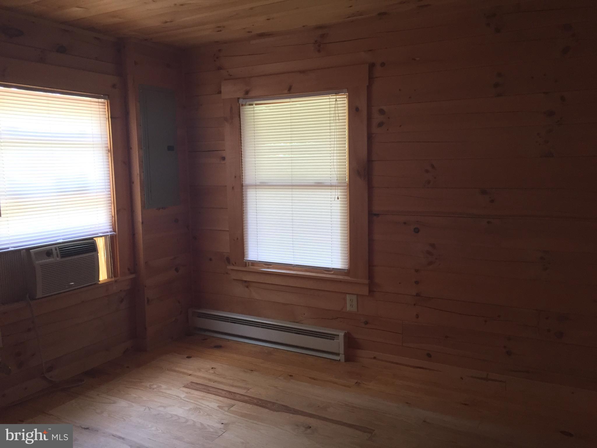 HIGH POINT - Residential Lease