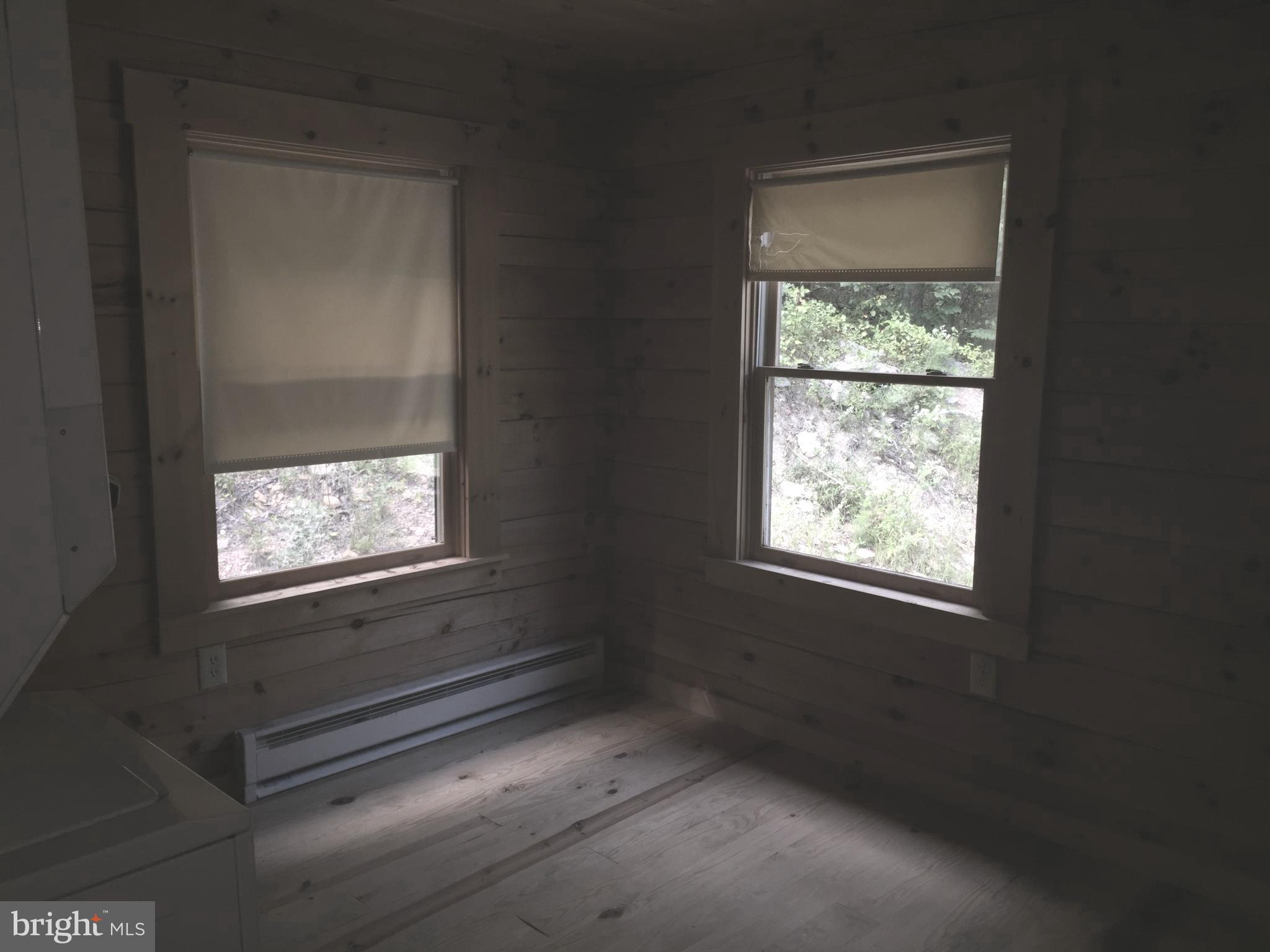 HIGH POINT - Residential Lease