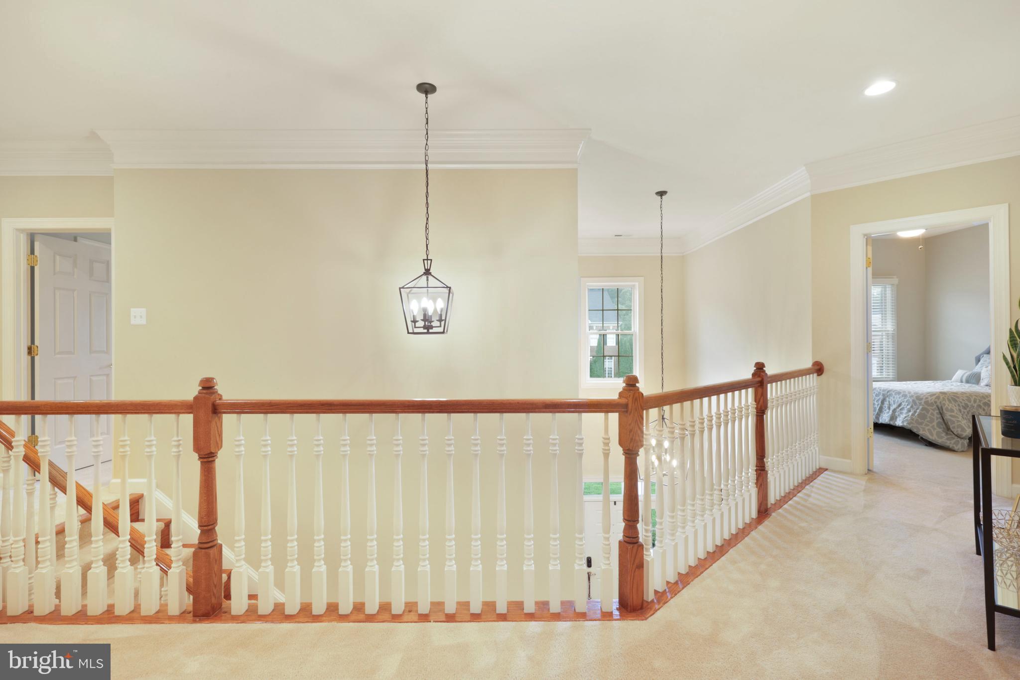 WINDSOR KNOLLS - Residential