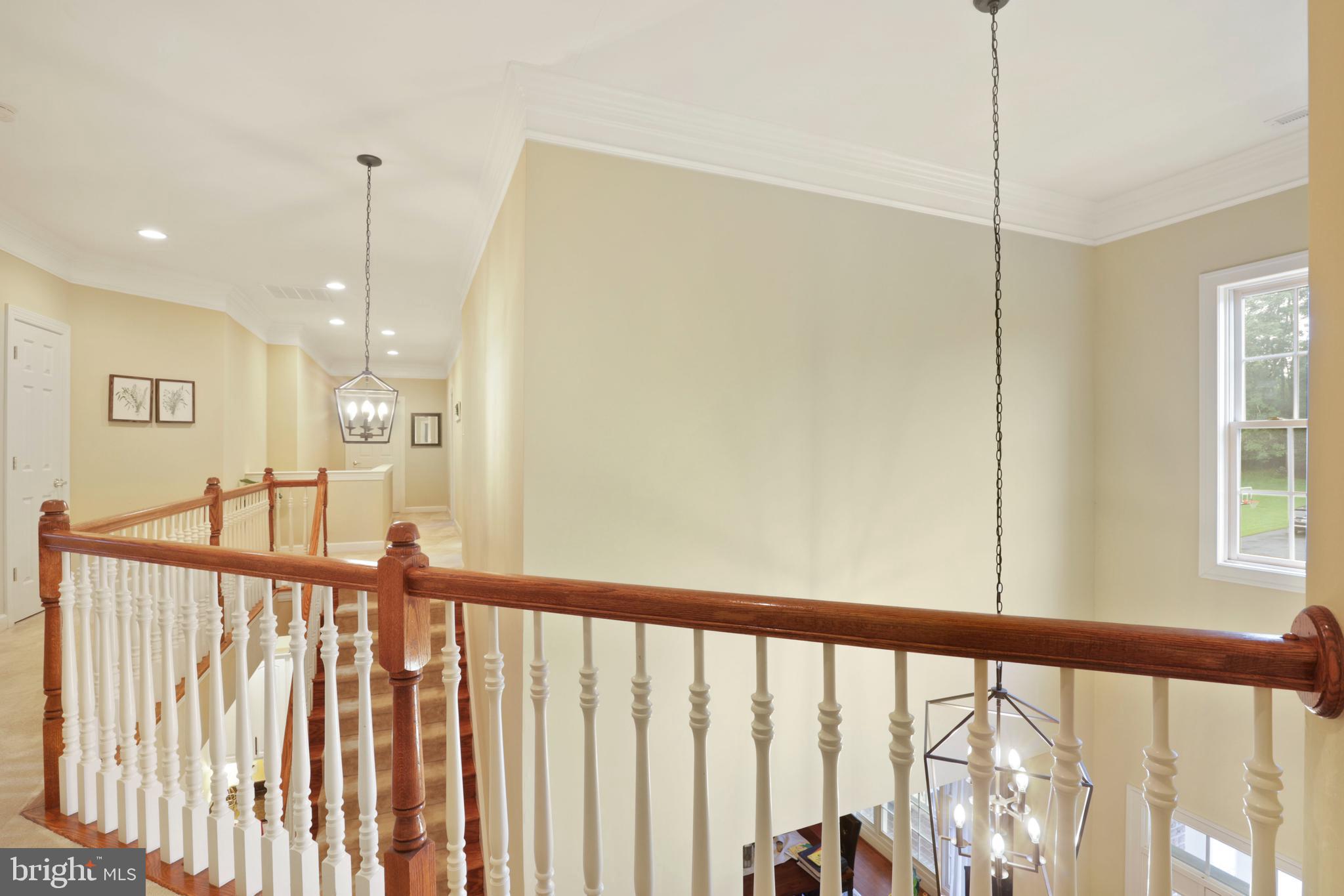 WINDSOR KNOLLS - Residential