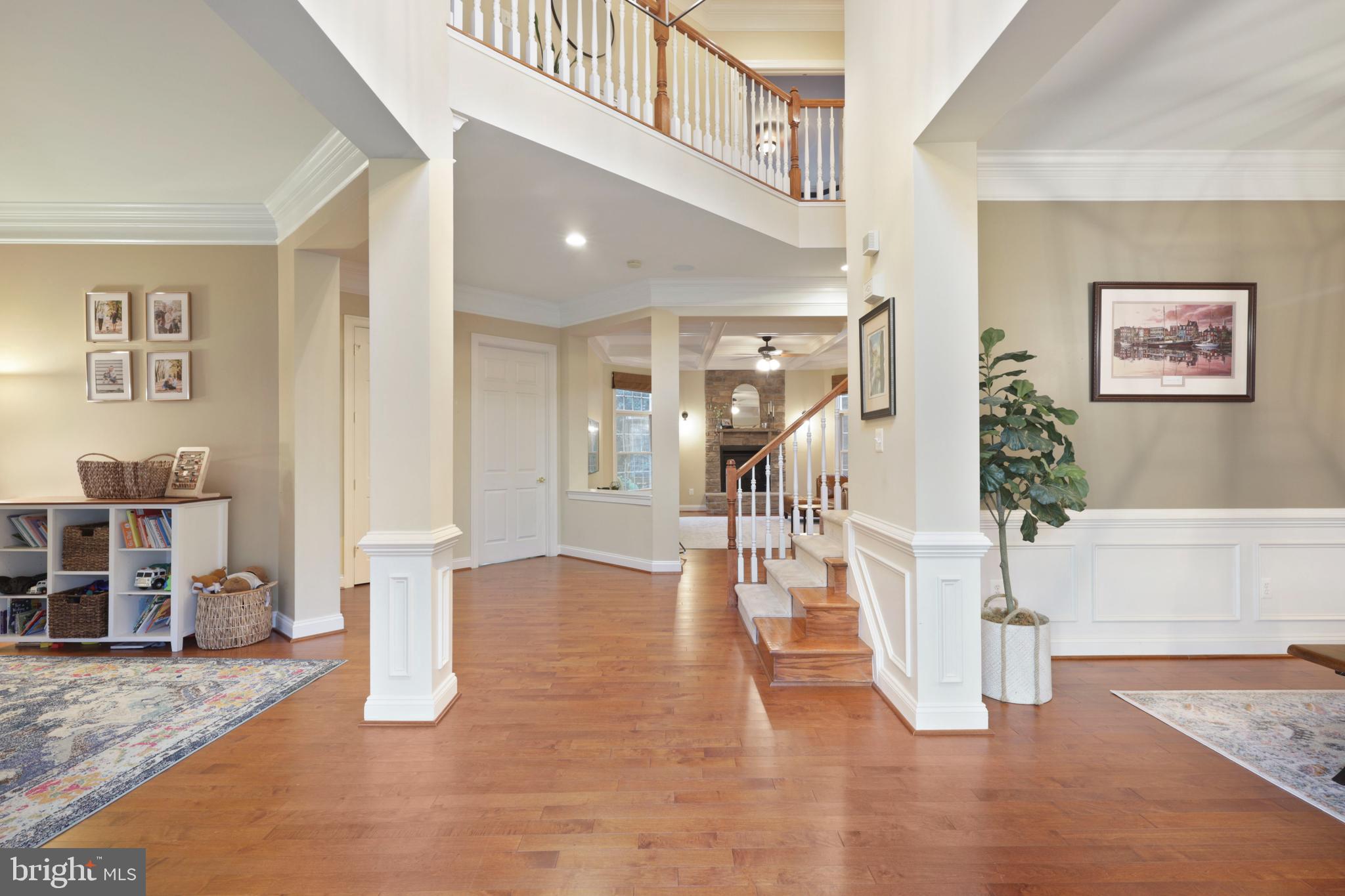 WINDSOR KNOLLS - Residential