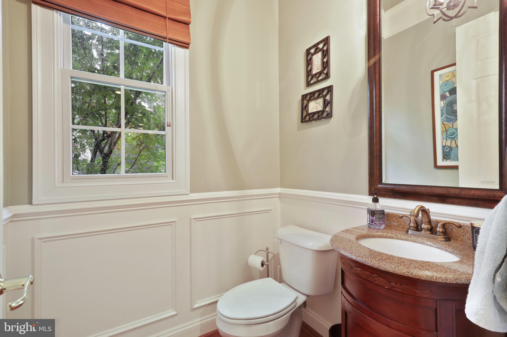 WINDSOR KNOLLS - Residential