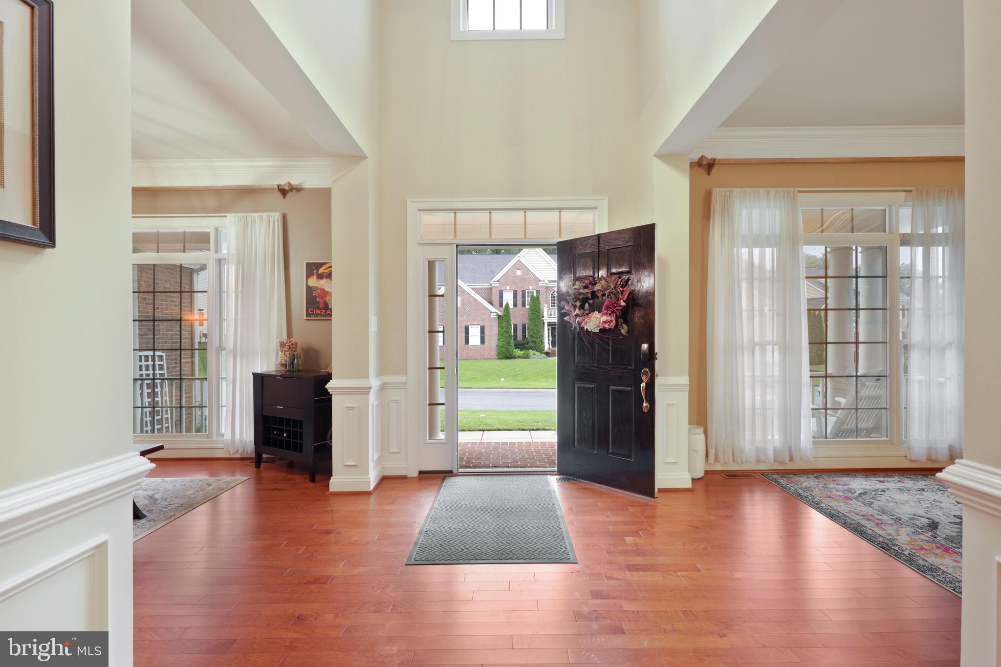 WINDSOR KNOLLS - Residential