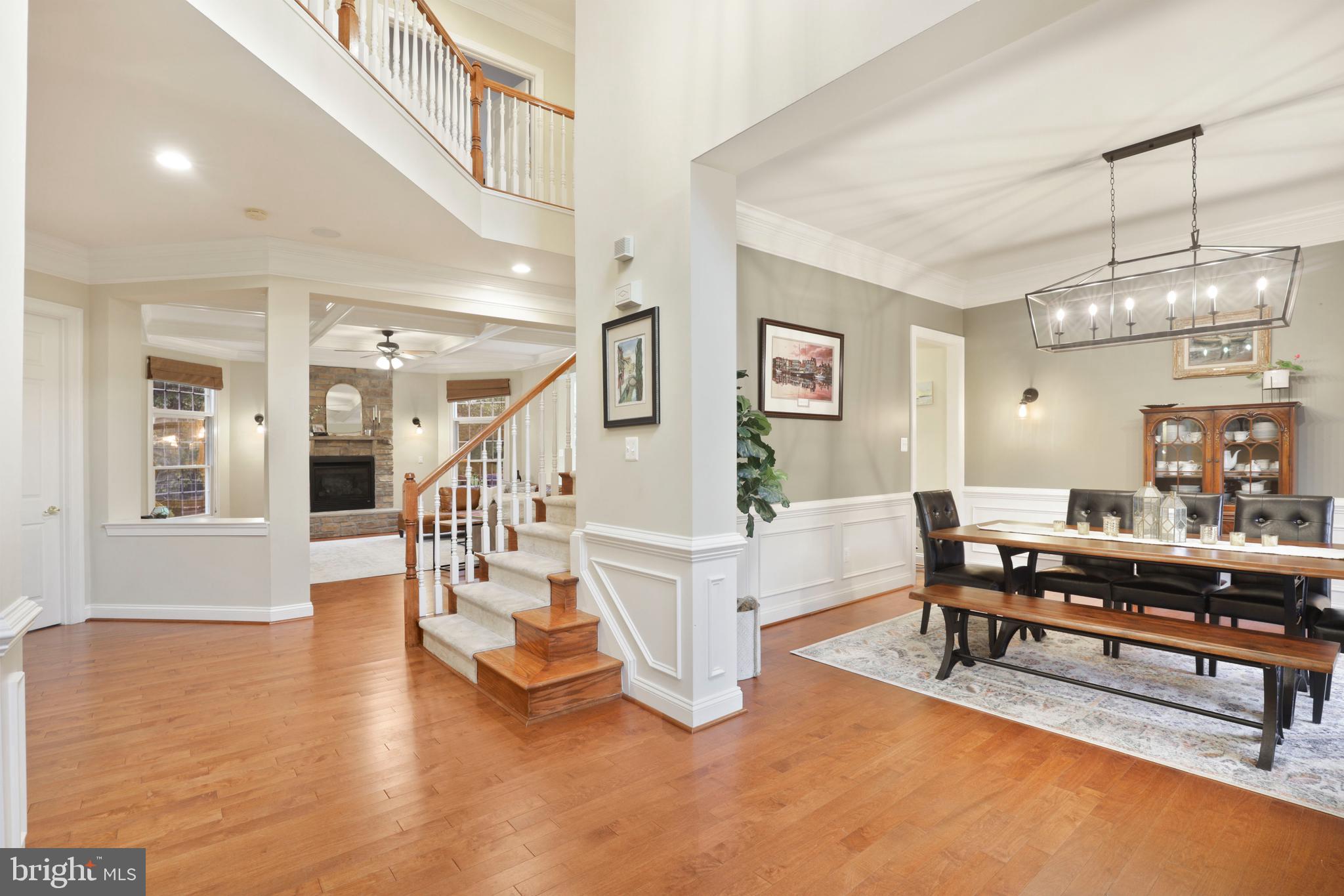 WINDSOR KNOLLS - Residential