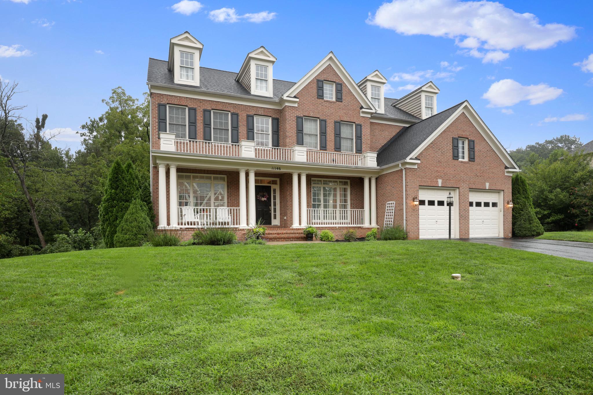 WINDSOR KNOLLS - Residential