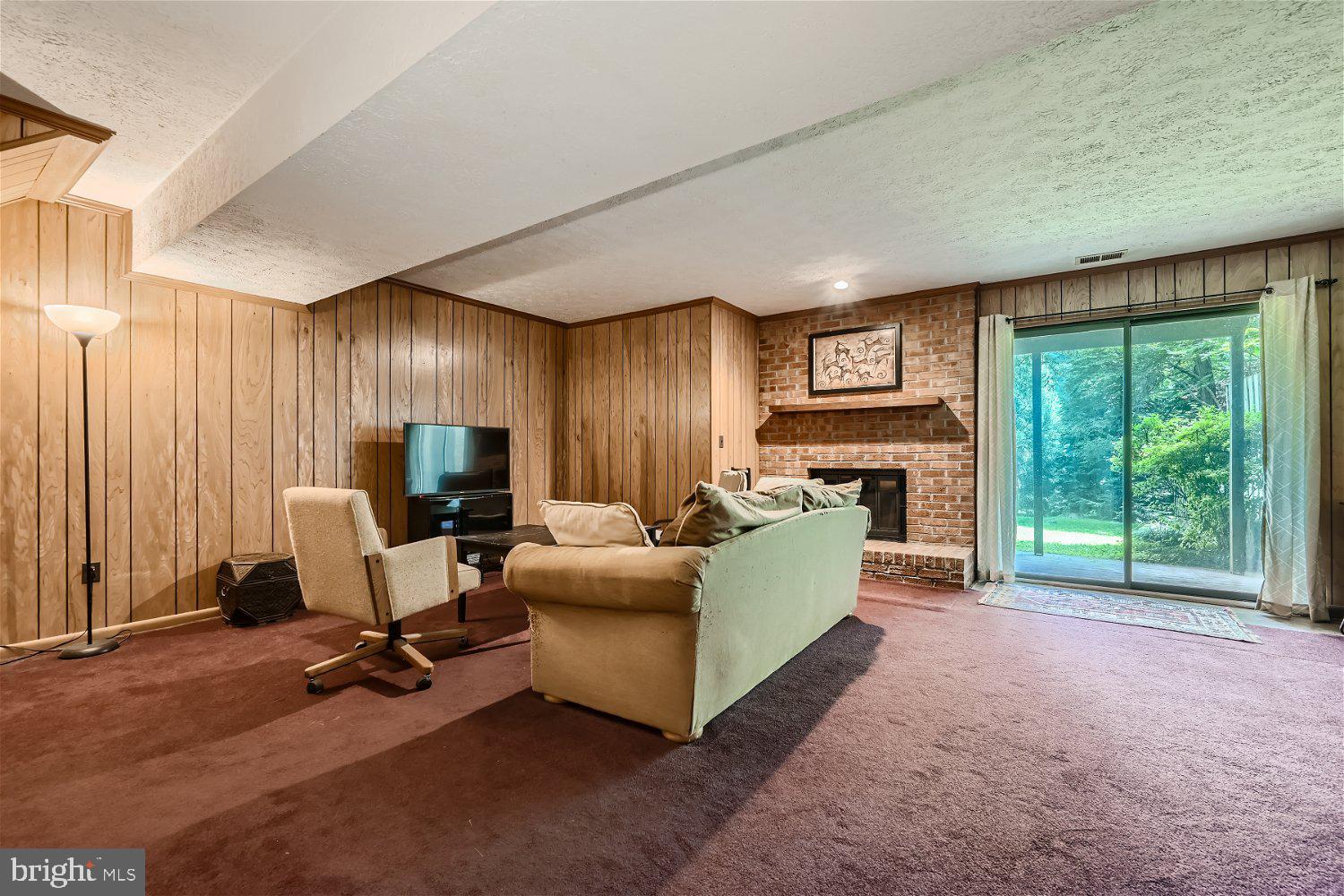 VALLEYWOOD AT FIVE FARMS - Residential