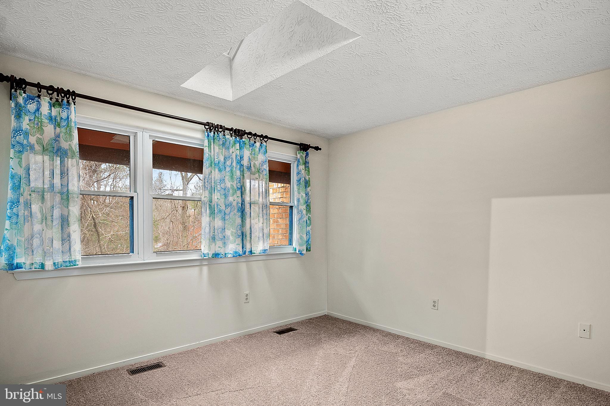 KINGS CONTRIVANCE - Residential