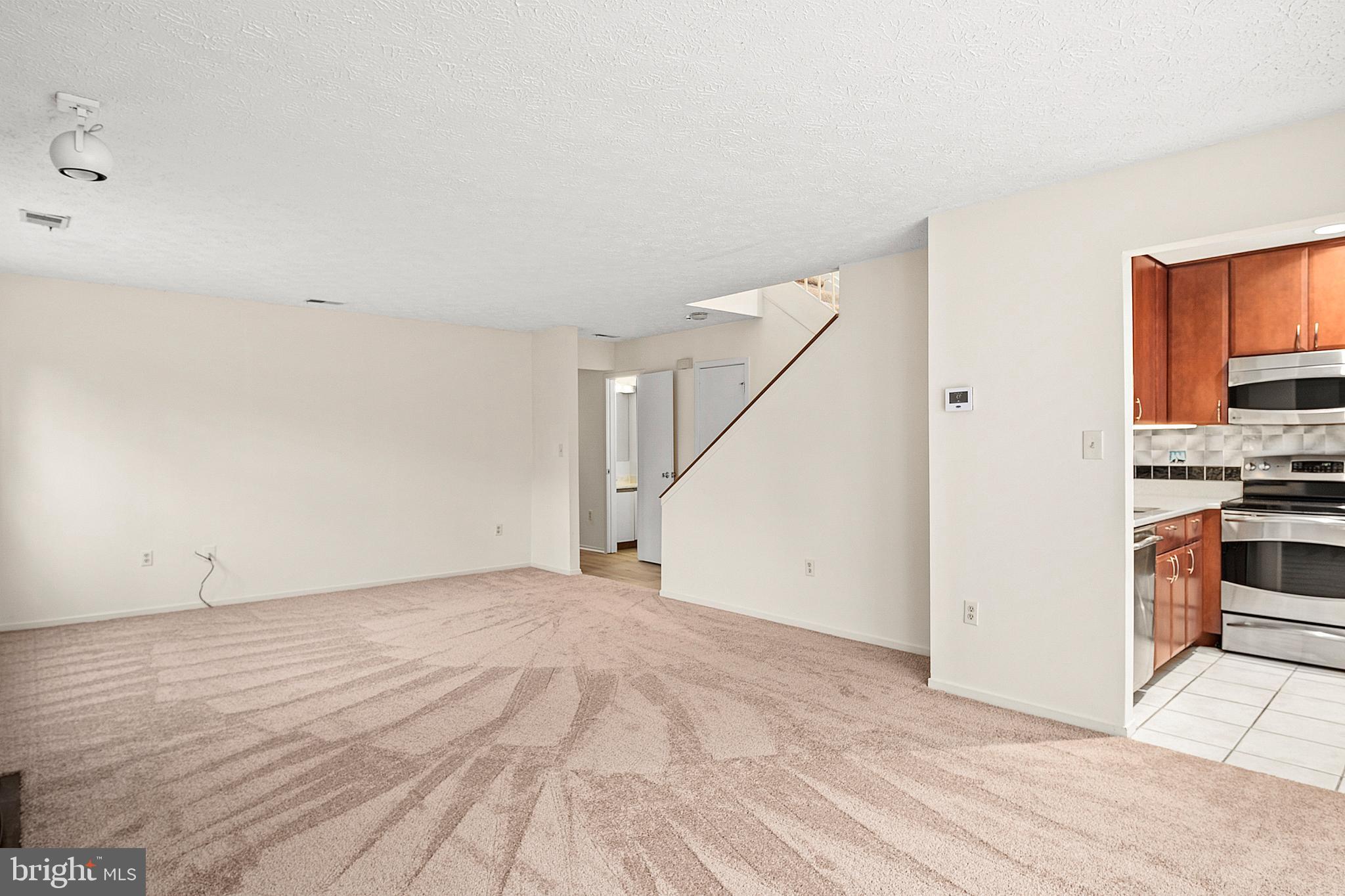 KINGS CONTRIVANCE - Residential