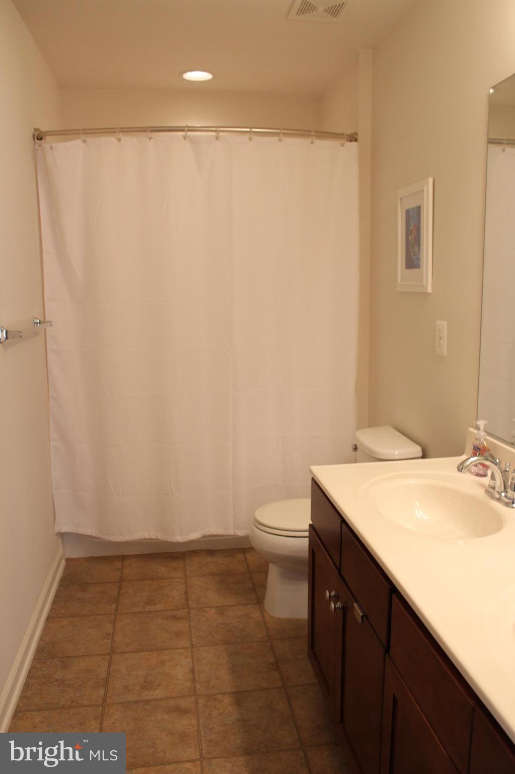 VILLAGE OF IDLEWILD - Residential Lease