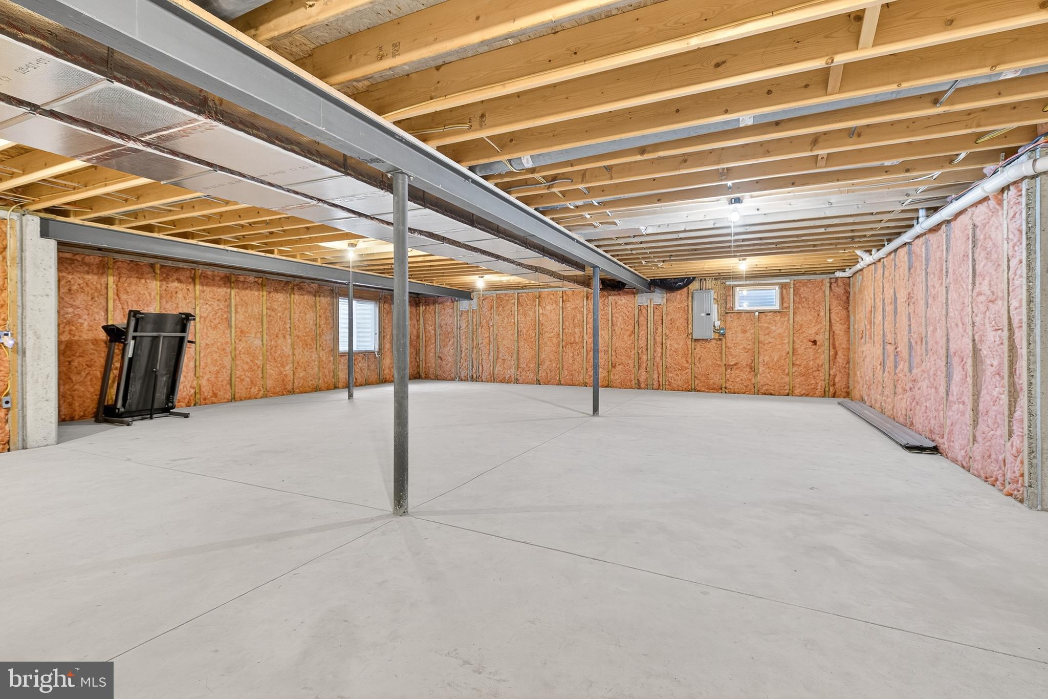 HAMLET AT BIRD-IN-HAND - Residential