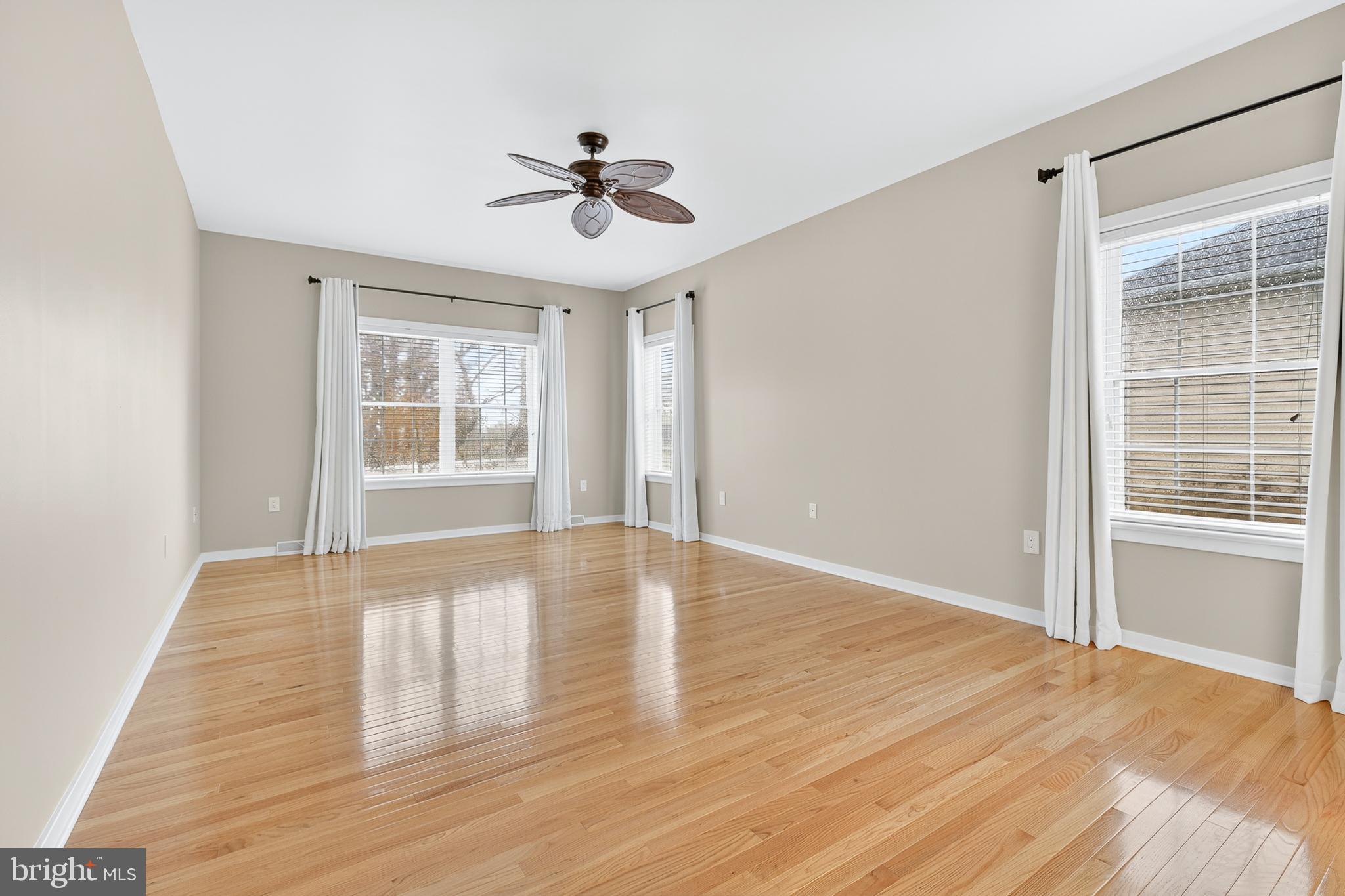 HAMLET AT BIRD-IN-HAND - Residential