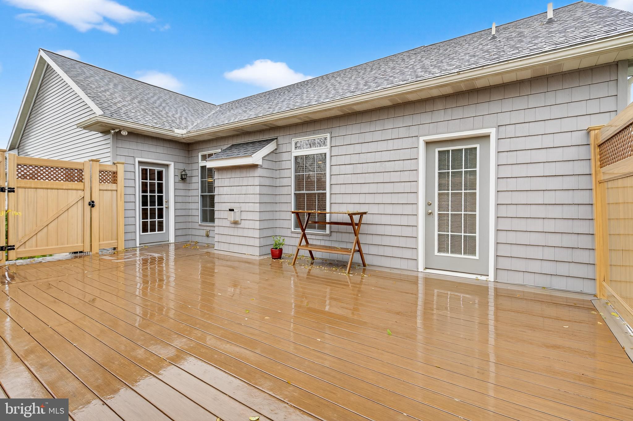 HAMLET AT BIRD-IN-HAND - Residential