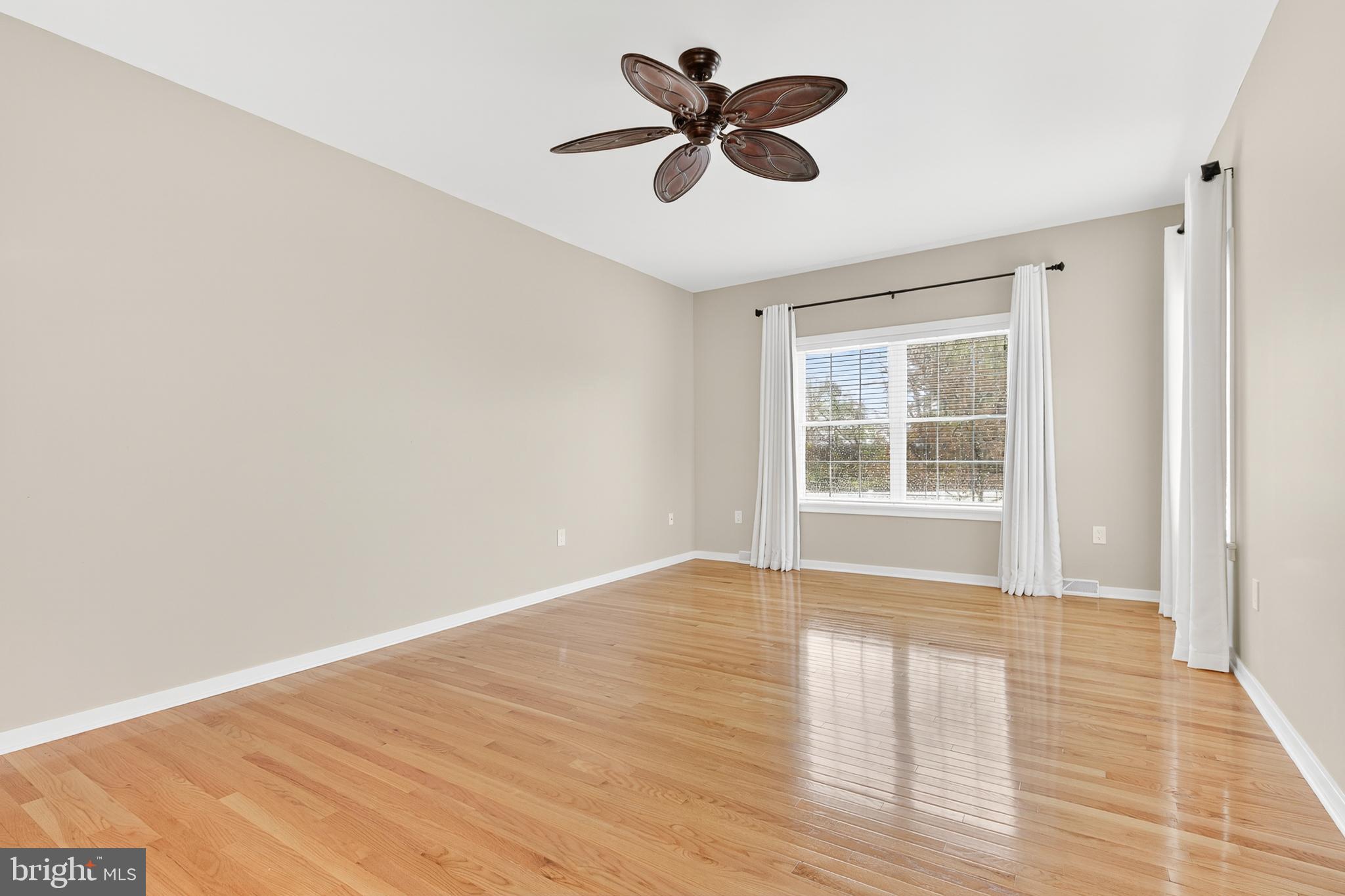 HAMLET AT BIRD-IN-HAND - Residential