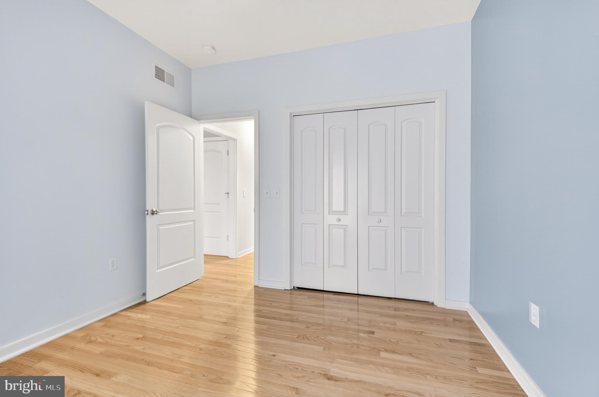 HAMLET AT BIRD-IN-HAND - Residential