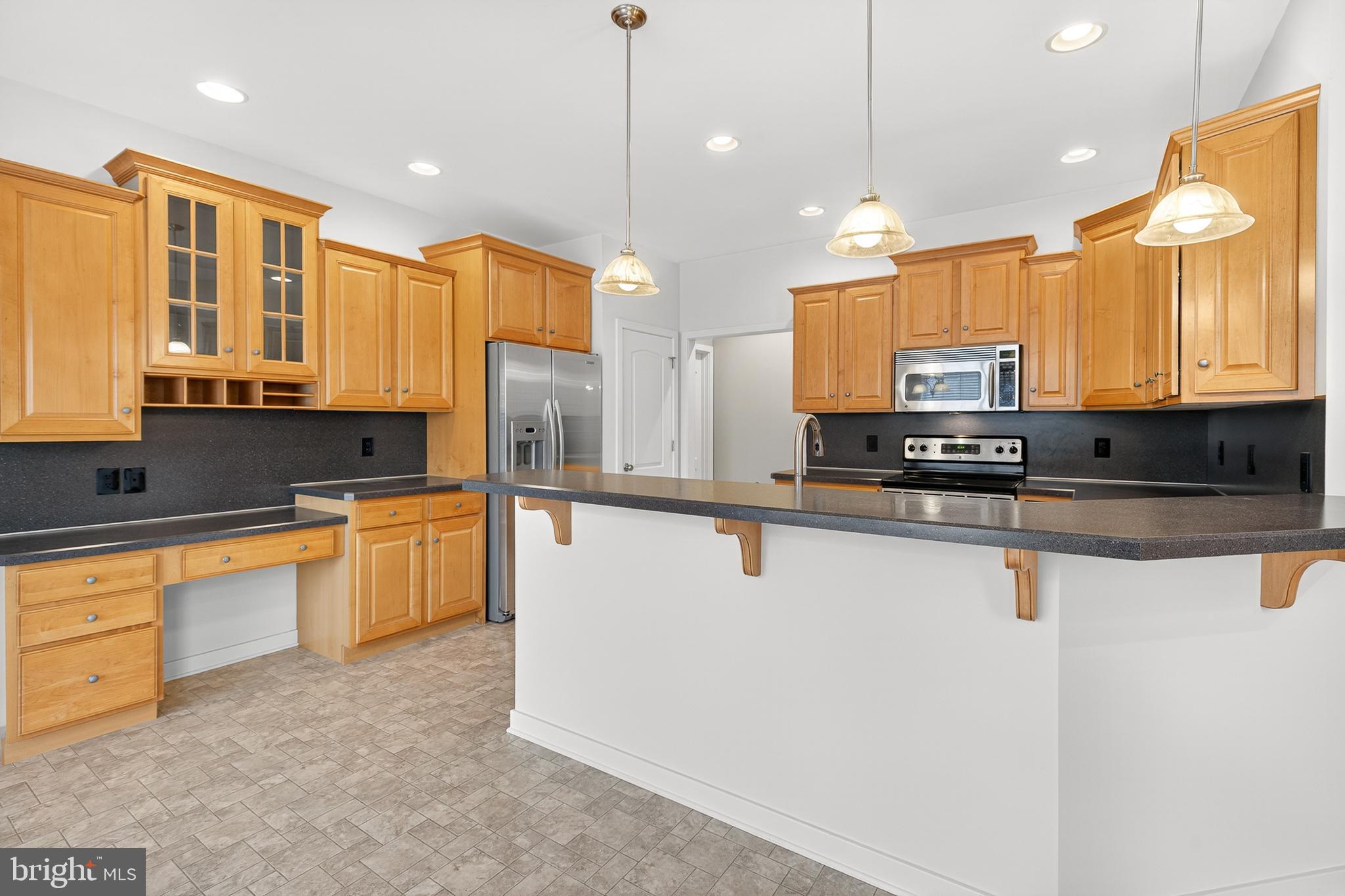 HAMLET AT BIRD-IN-HAND - Residential