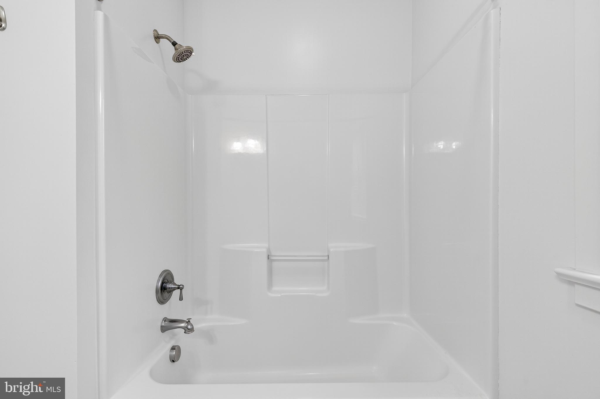 HAMLET AT BIRD-IN-HAND - Residential