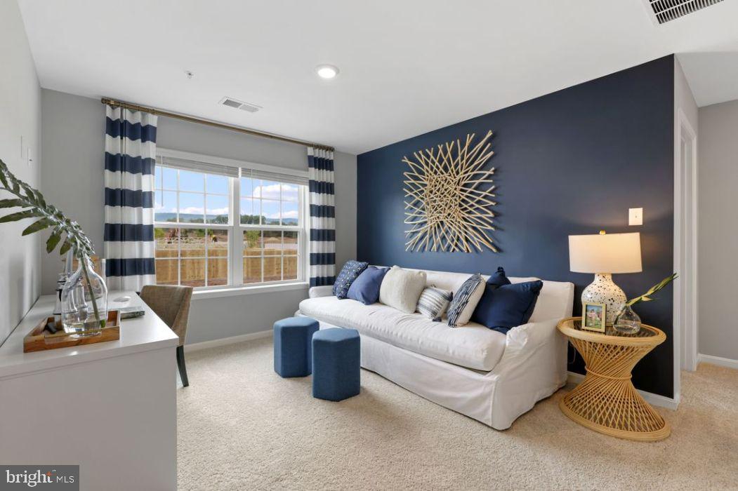 TOLLHOUSE WOODS - Residential