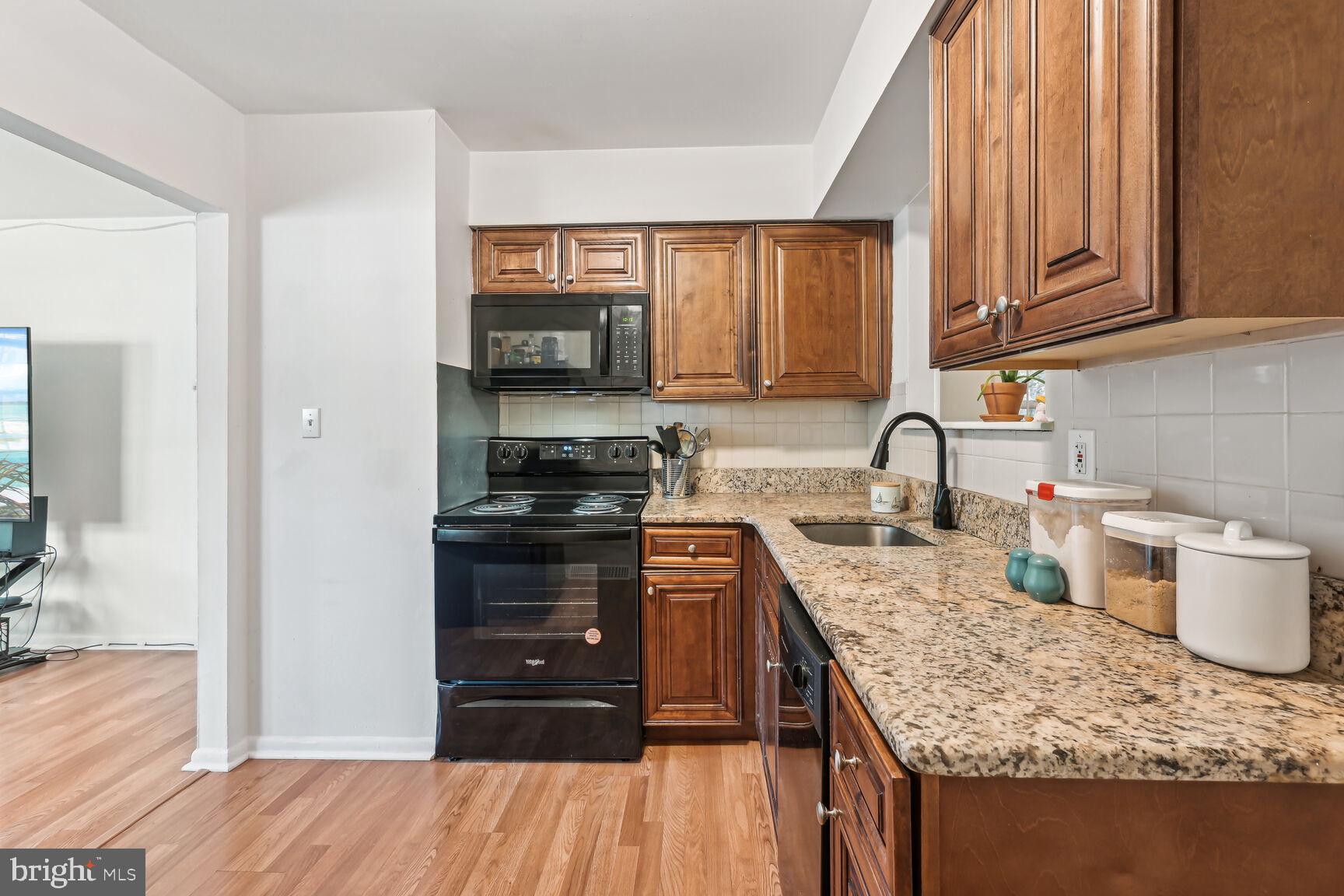 430 RICHEY AVENUE 1A