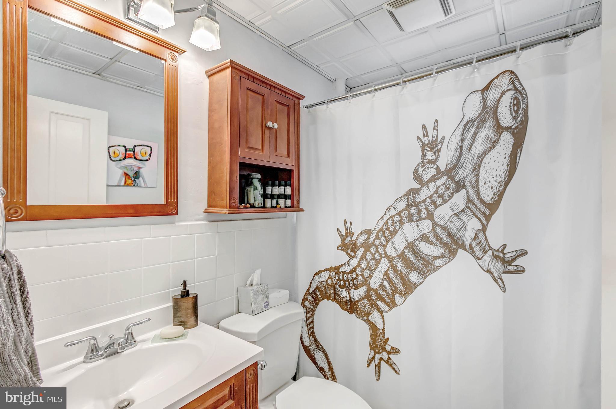 DOUGLAS PARK - Residential Lease