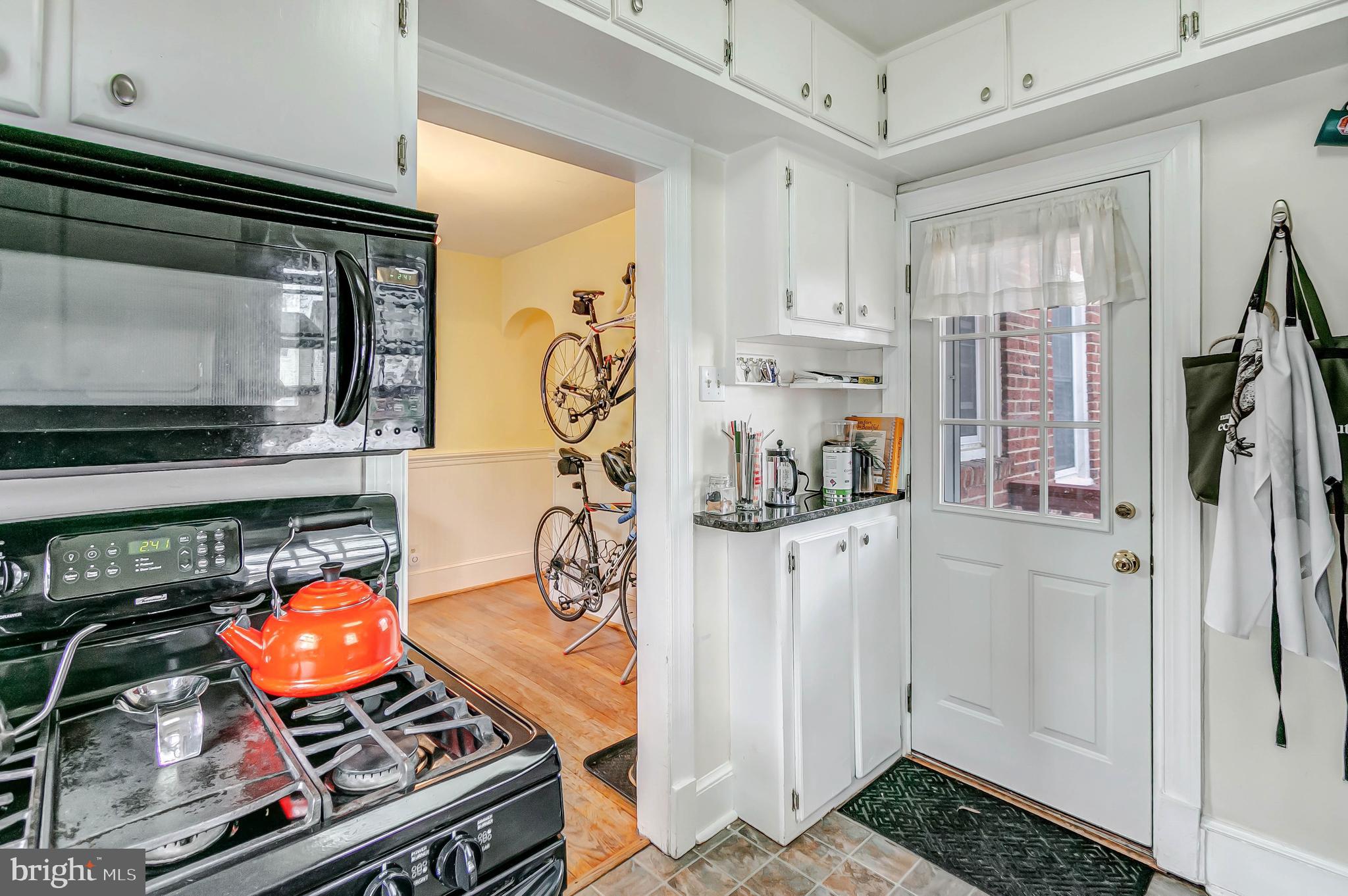 DOUGLAS PARK - Residential Lease