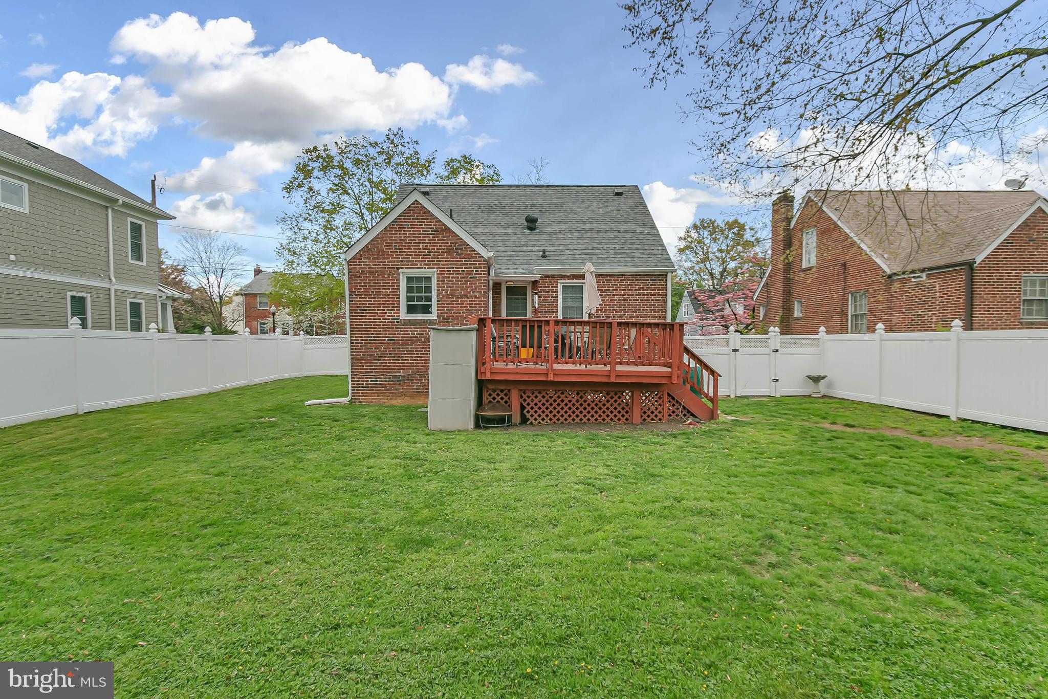 DOUGLAS PARK - Residential Lease