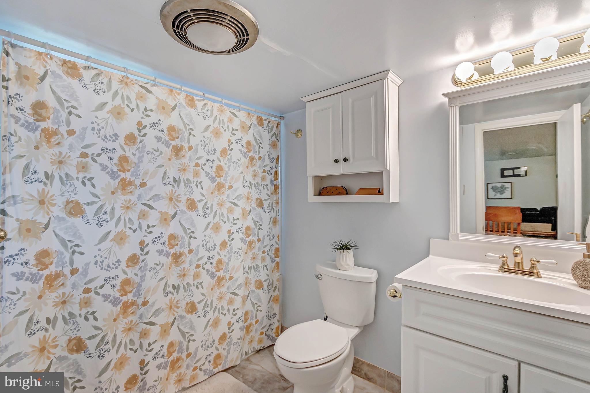 DOUGLAS PARK - Residential Lease