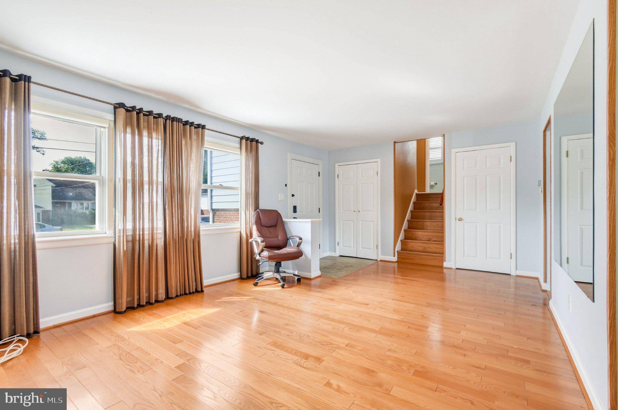 2512 AVALON PLACE