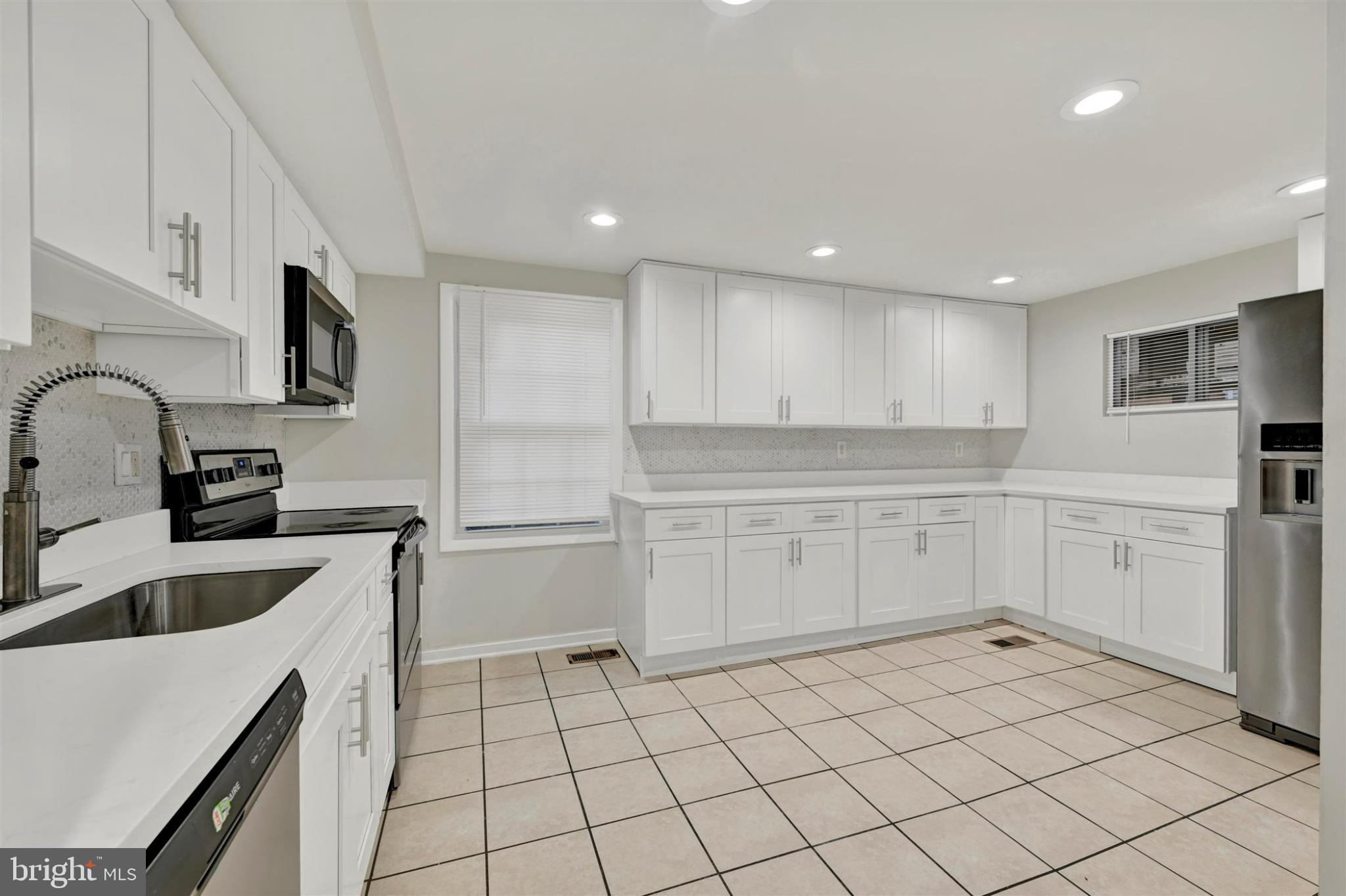 OWEN BROWN ESTATES - Residential Lease