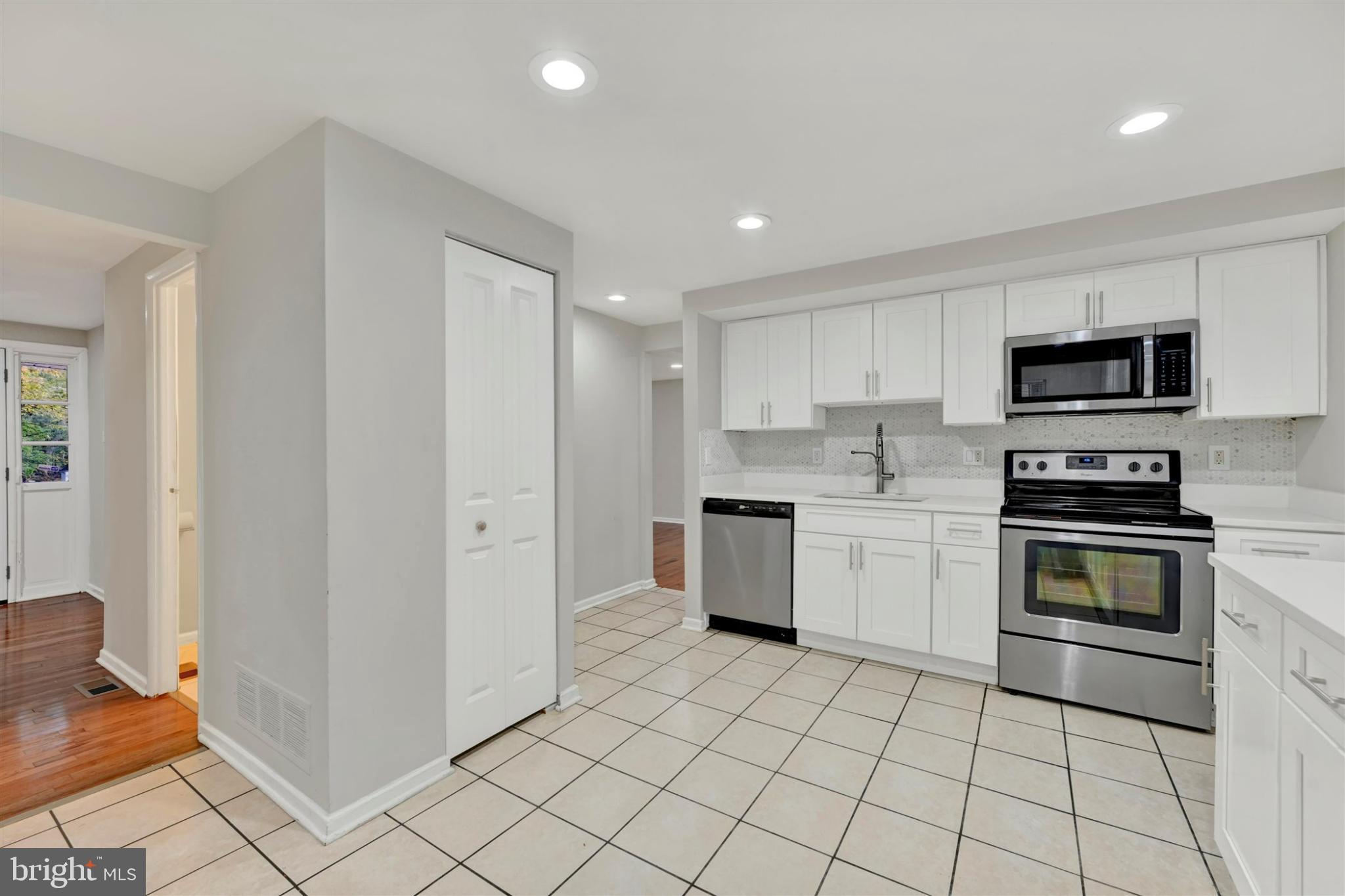 OWEN BROWN ESTATES - Residential Lease