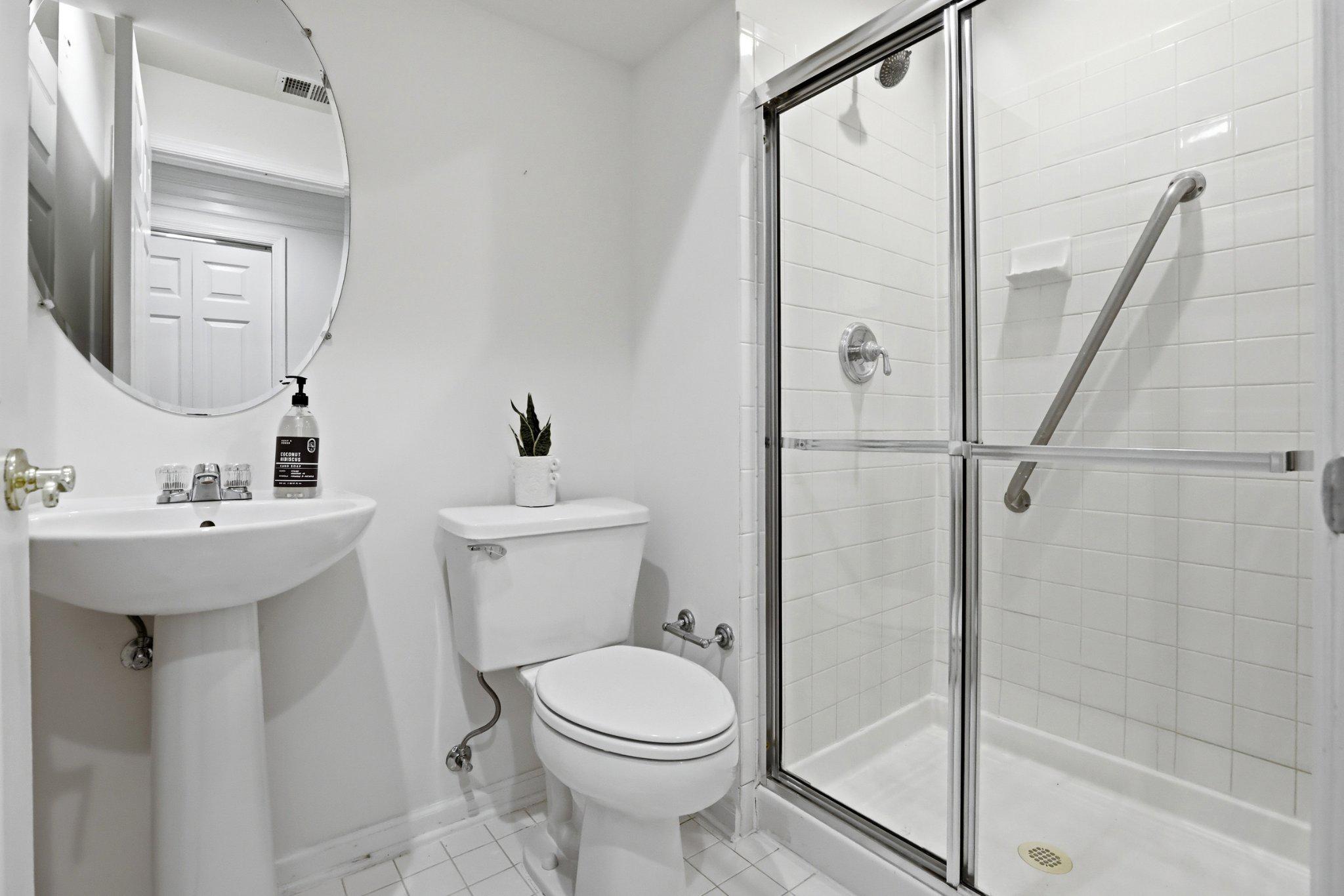 PALISADES PARK - Residential