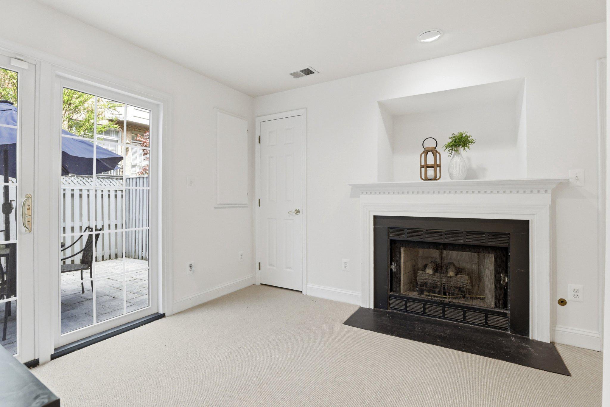 PALISADES PARK - Residential